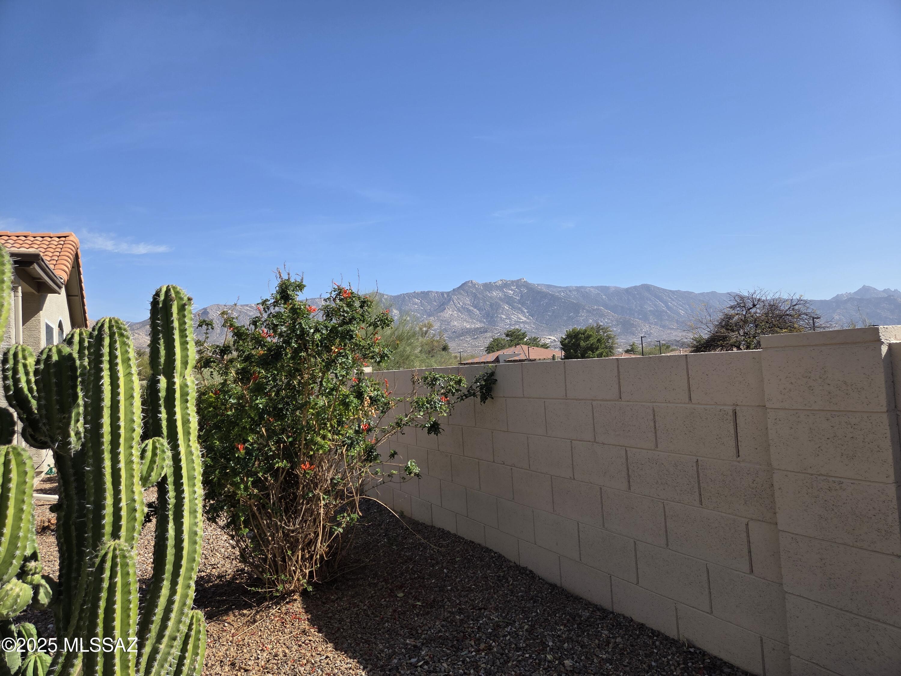 E Wind Ridge Cir, Tucson, AZ 85739