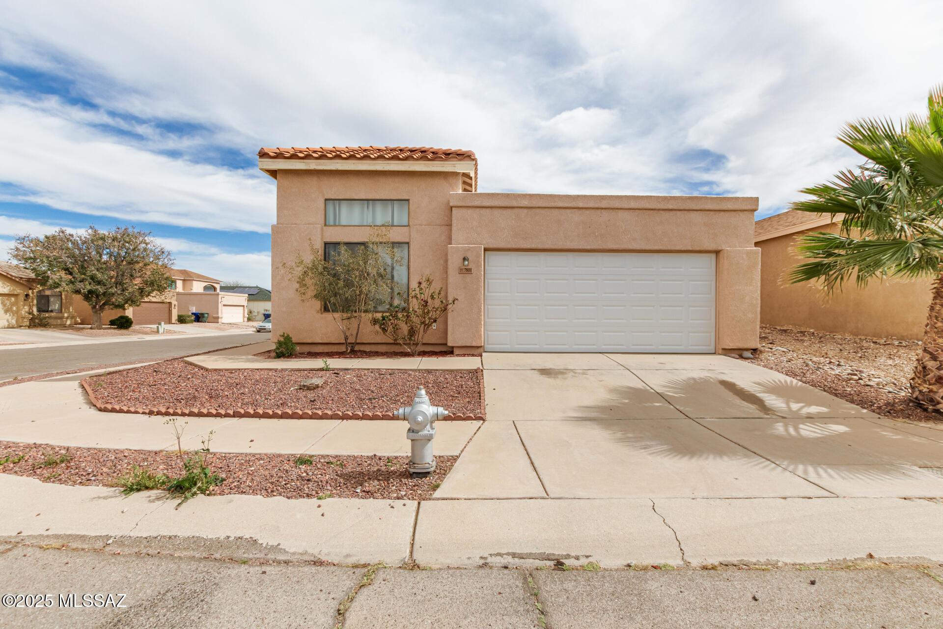 S Castle Bay St, Tucson, AZ 85747