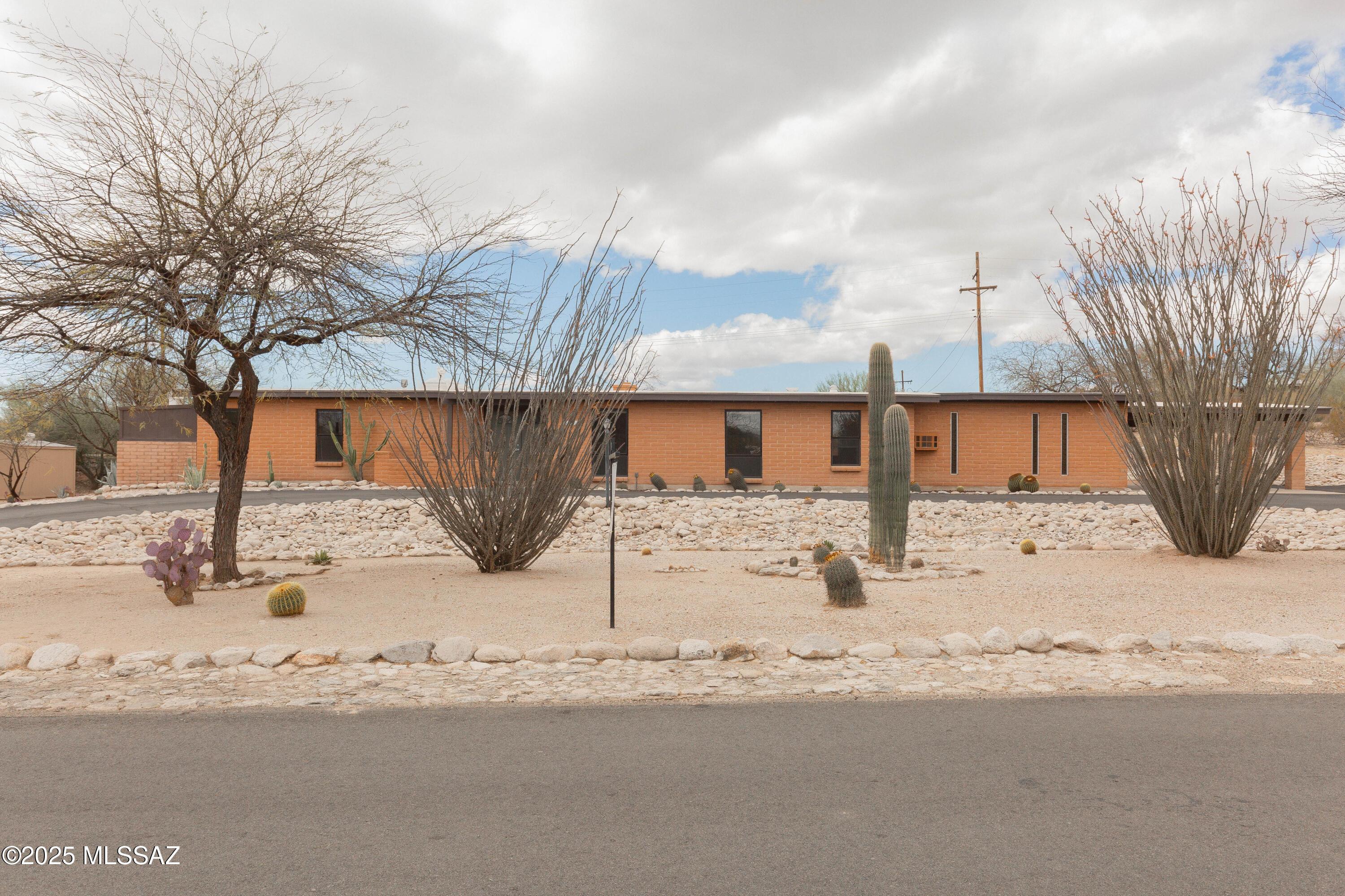 N Prescott Pl, Tucson, AZ 85750