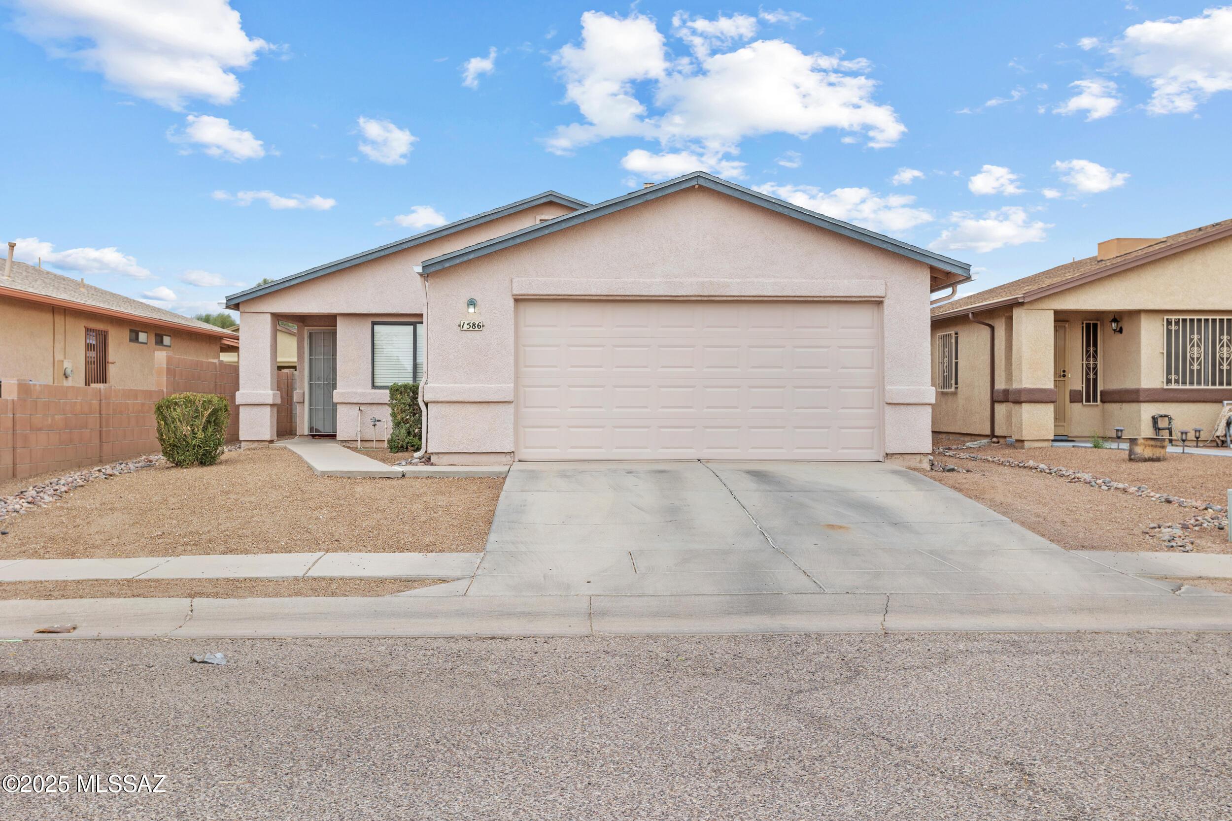 W Denning Ct, Tucson, AZ 85746