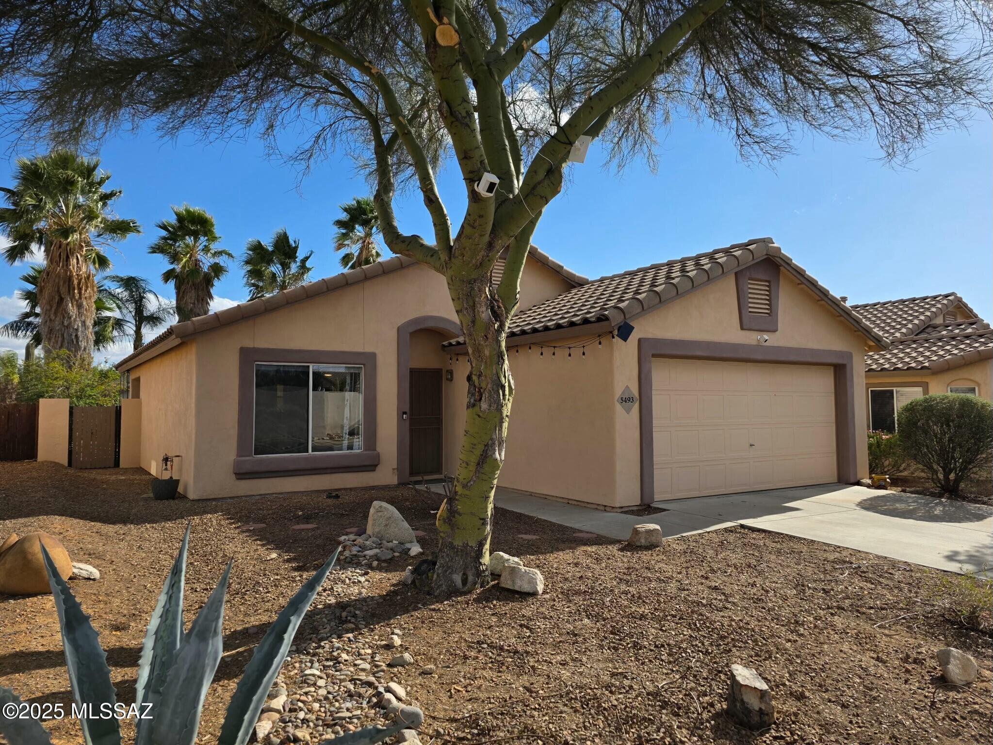 W White Dove Rd, Marana, AZ 85658