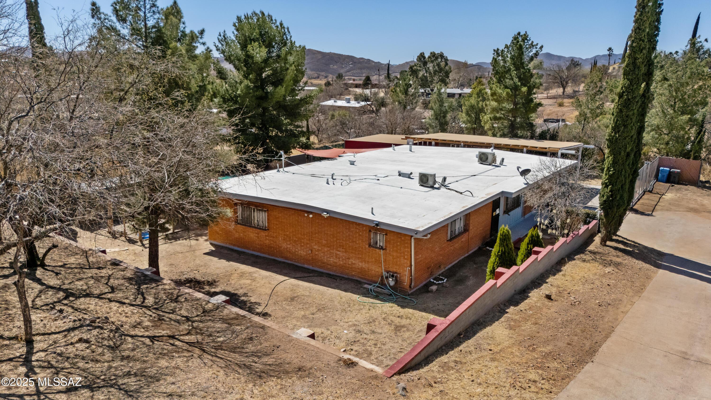 N David Dr, Nogales, AZ 85621