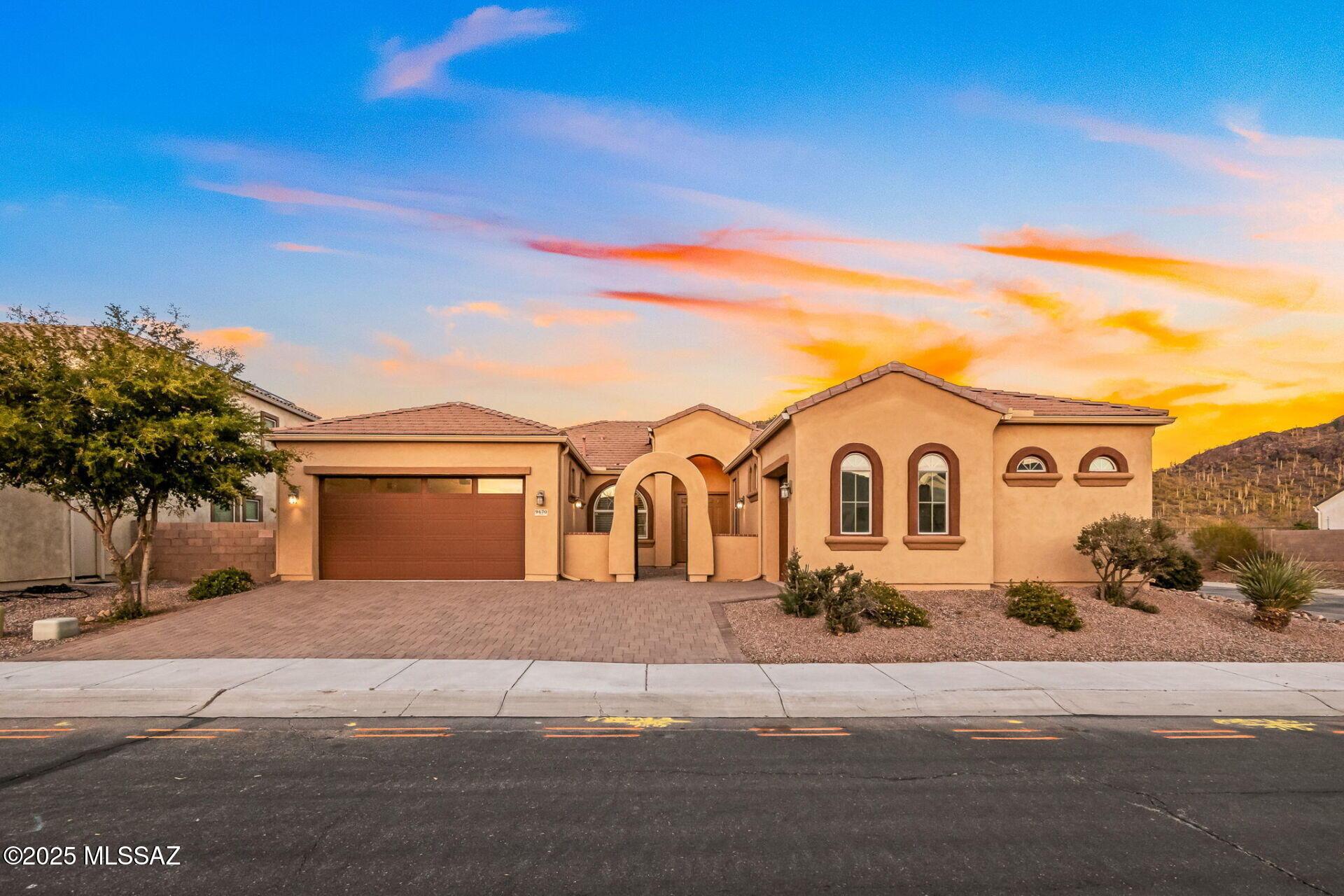 N Saguaro Breeze Way, Marana, AZ 85653