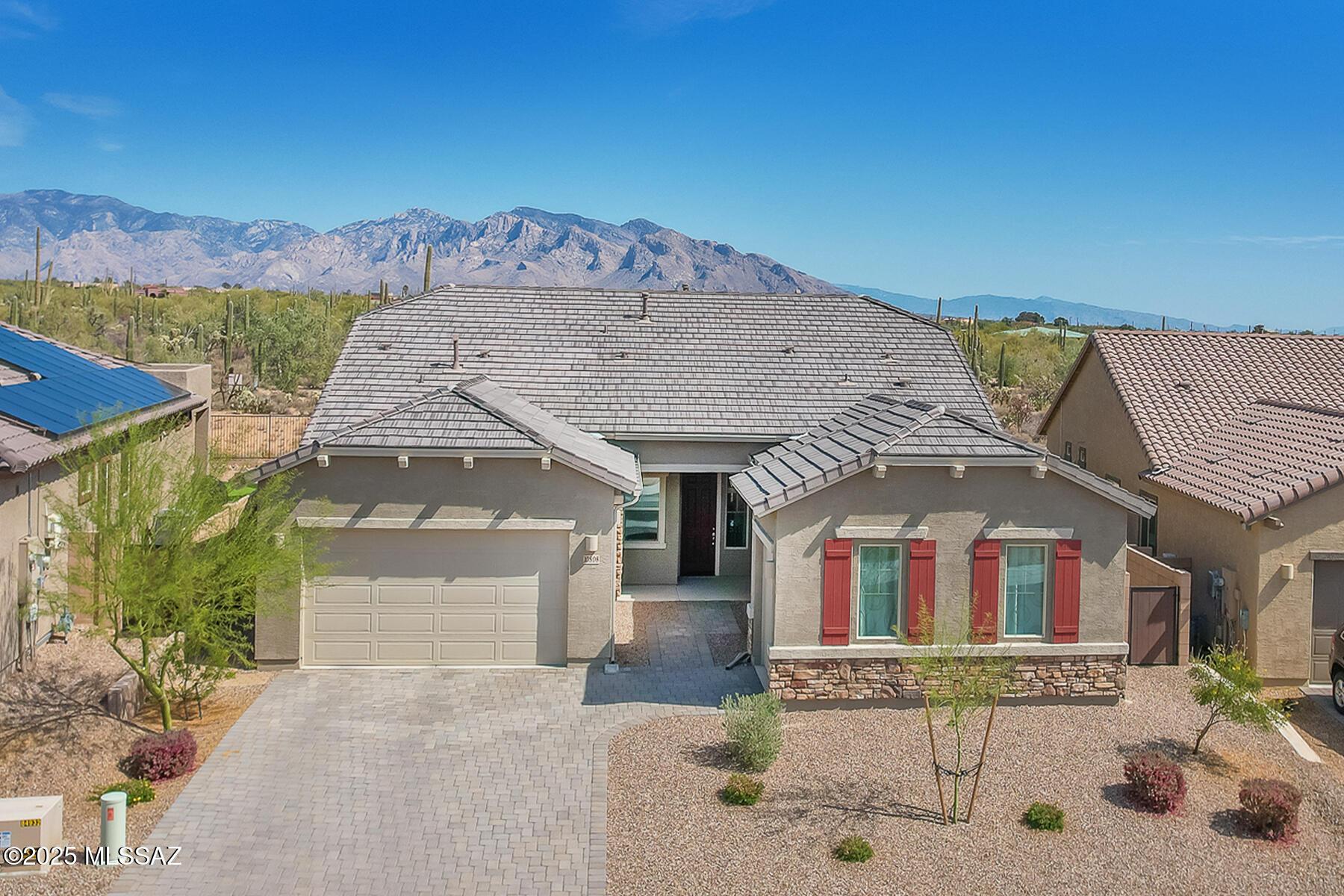 N Iron Peak Dr, Tucson, AZ 85742