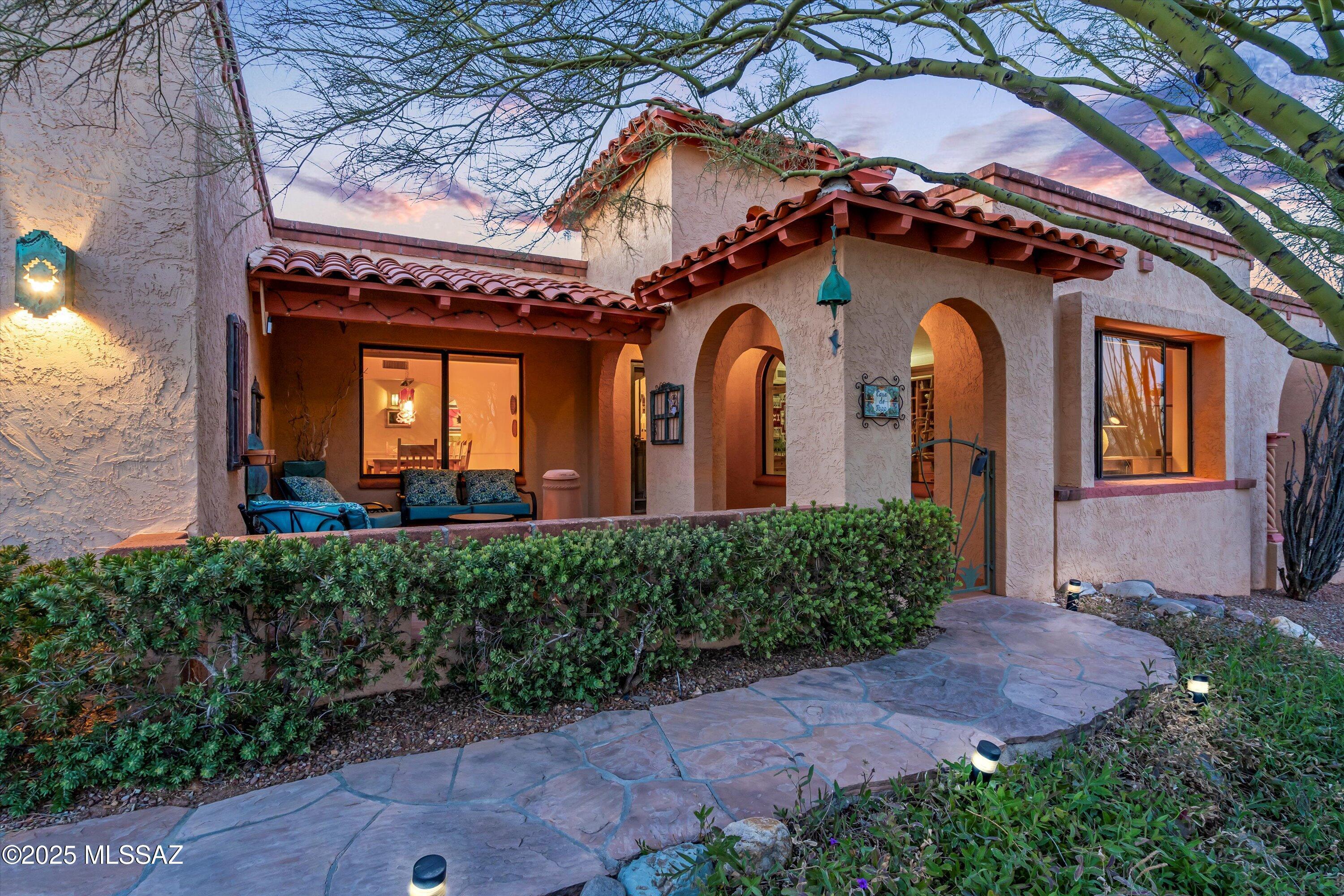 E Country Club Vista Dr, Tucson, AZ 85750