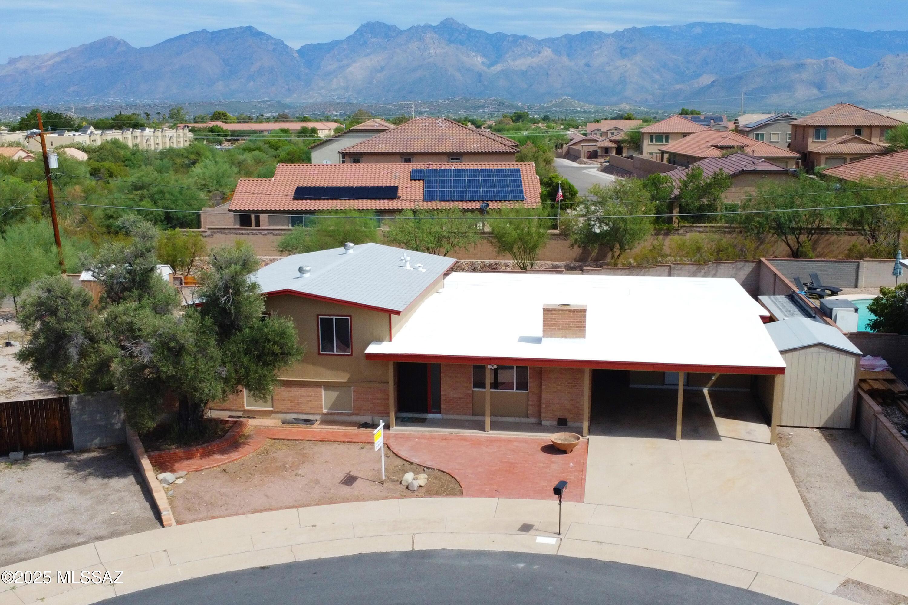 E 3rd Pl, Tucson, AZ 85710