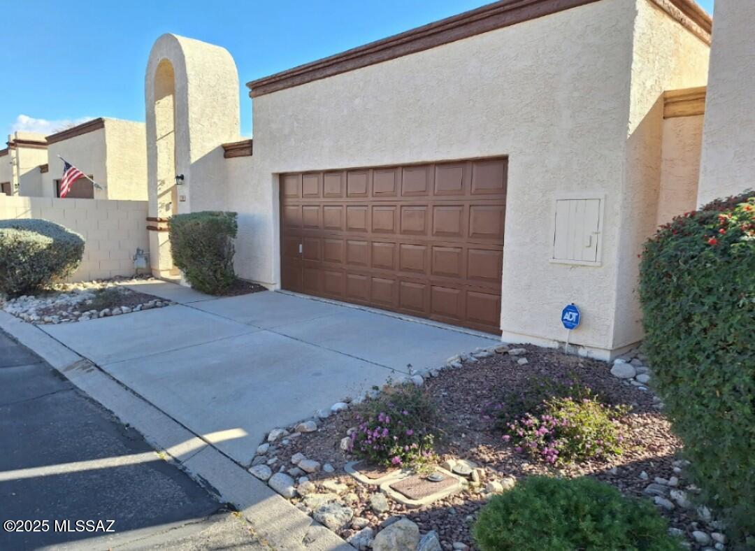 W Doria Dr, Tucson, AZ 85742