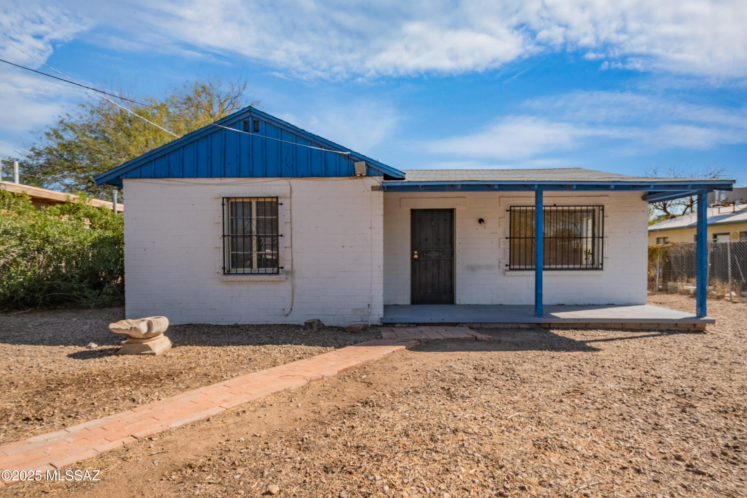 E Kelso St, Tucson, AZ 85705