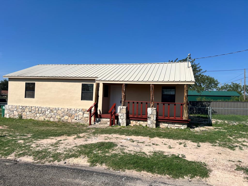 Montague Ave, San Angelo, TX 76905