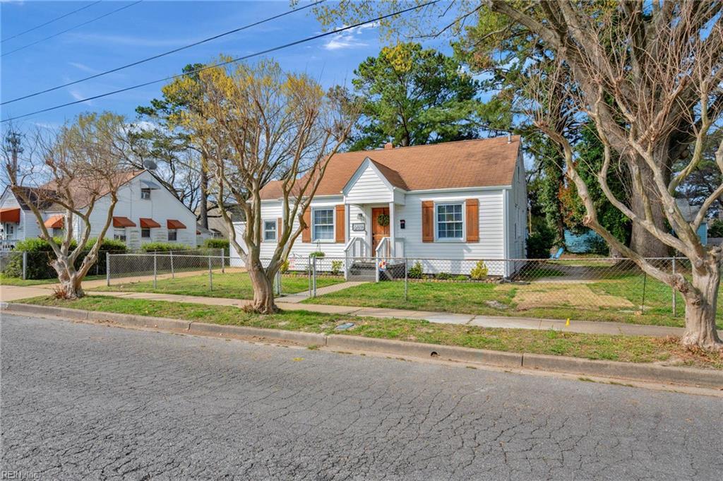 Early St, Norfolk, VA 23513