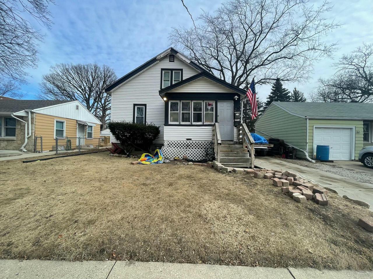 N 41st St, Milwaukee, WI 53209