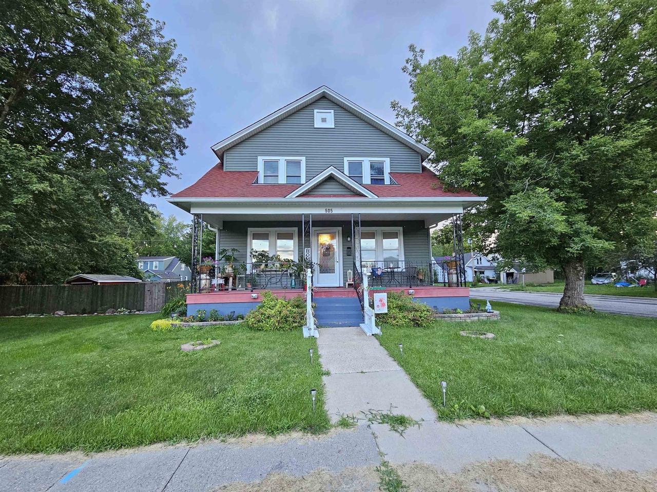 Elm St, Mauston, WI 53948