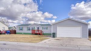 Limecreek Ave, Gillette, WY 82716