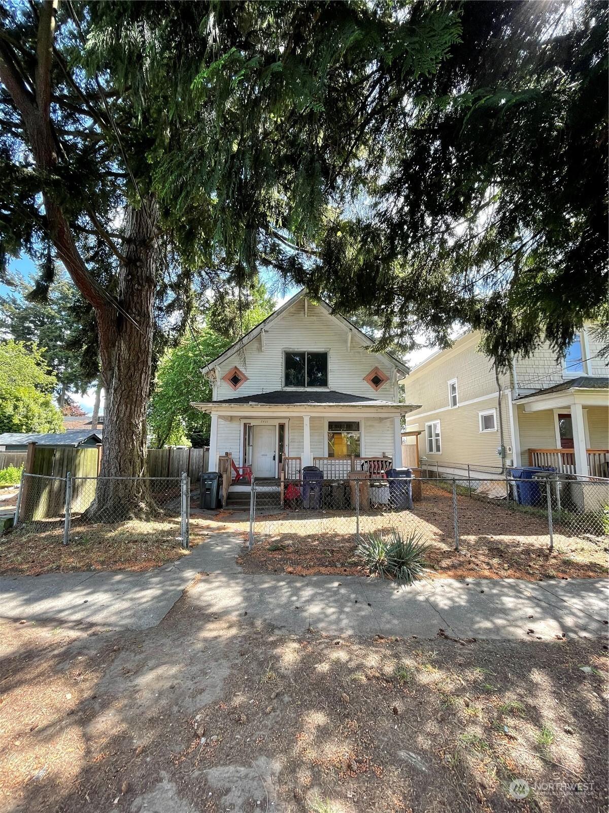 S Cushman Ave, Tacoma, WA 98405
