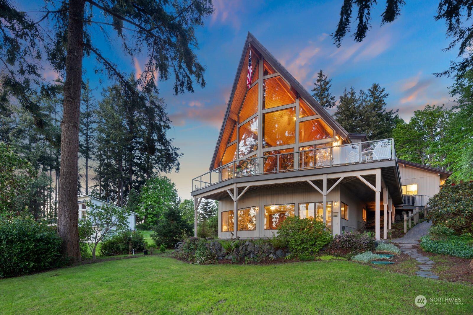 Sw Camano Dr, Camano Island, WA 98282