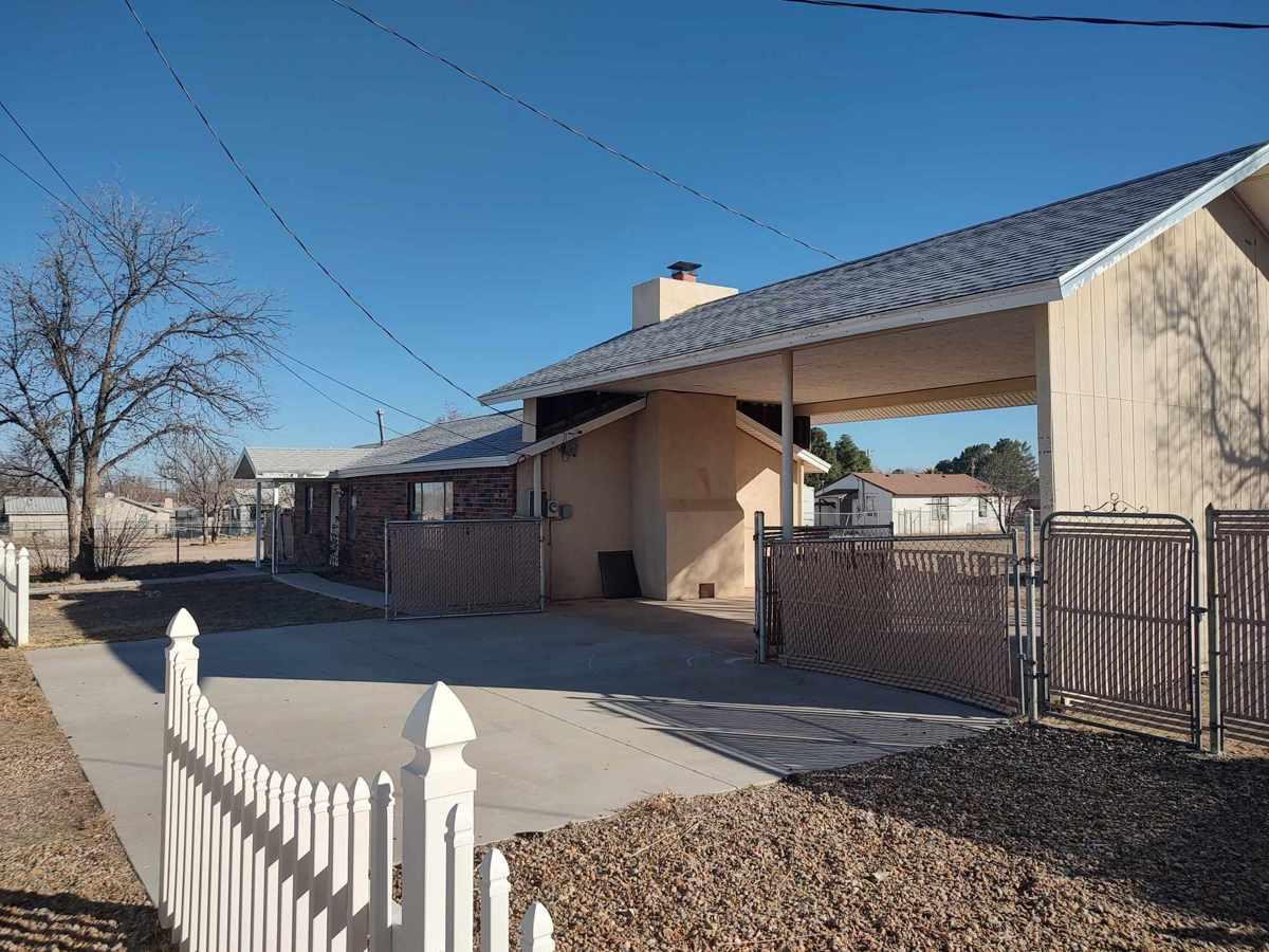 Mountain View Dr, Carlsbad, NM 88220