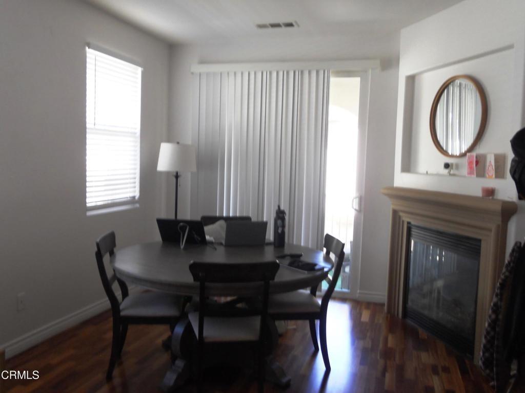 Via Bonito, Camarillo, CA 93012