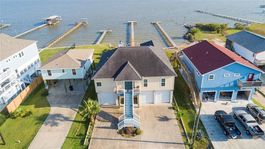 Dick Bay Dr, Dickinson, TX 77539