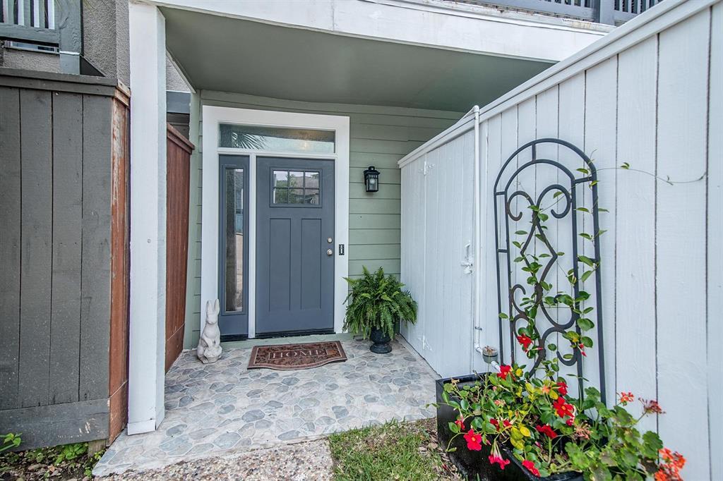 Clipper Ct, Willis, TX 77318