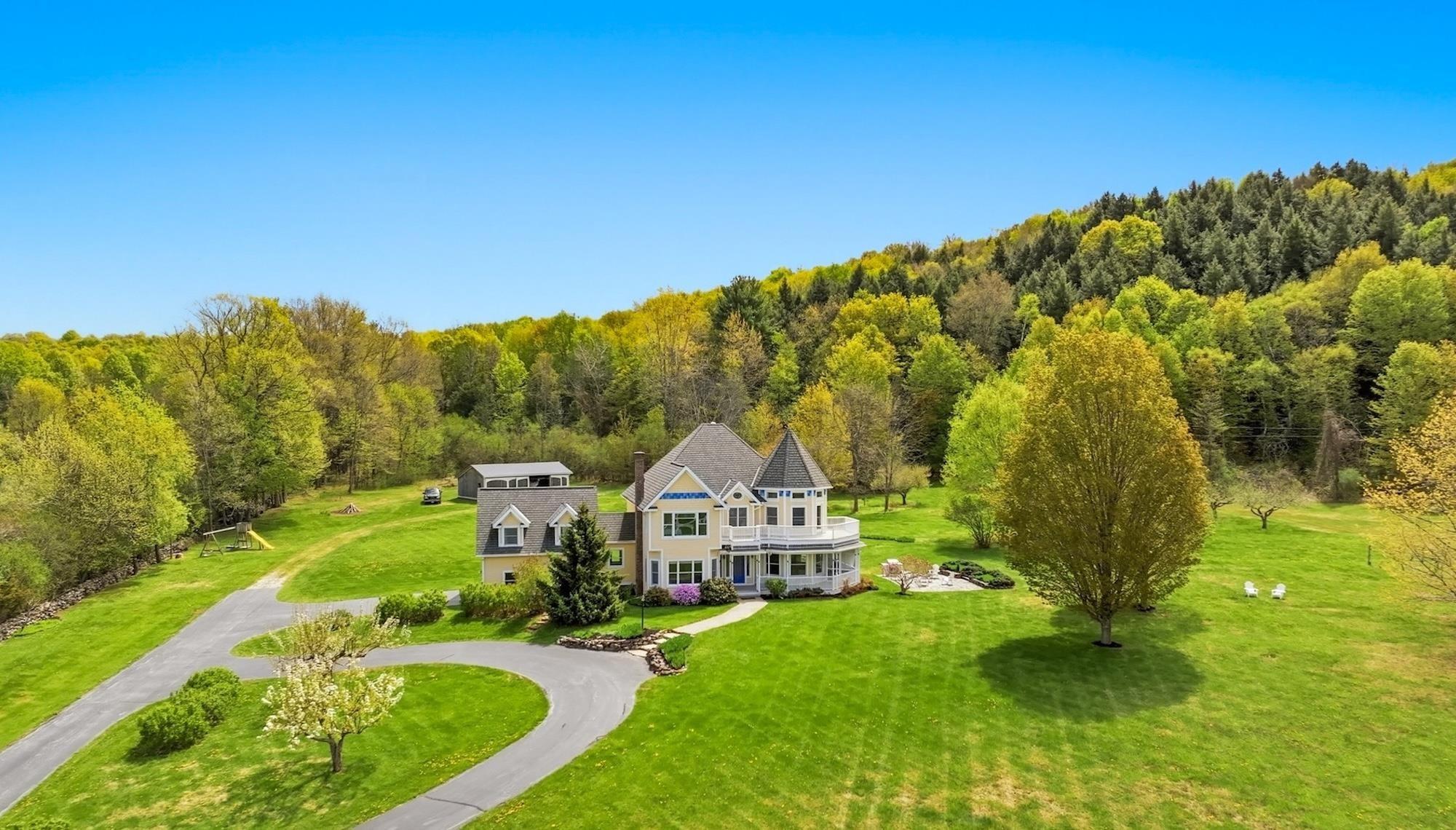 Ledge Hill Dr, Georgia, VT 05478