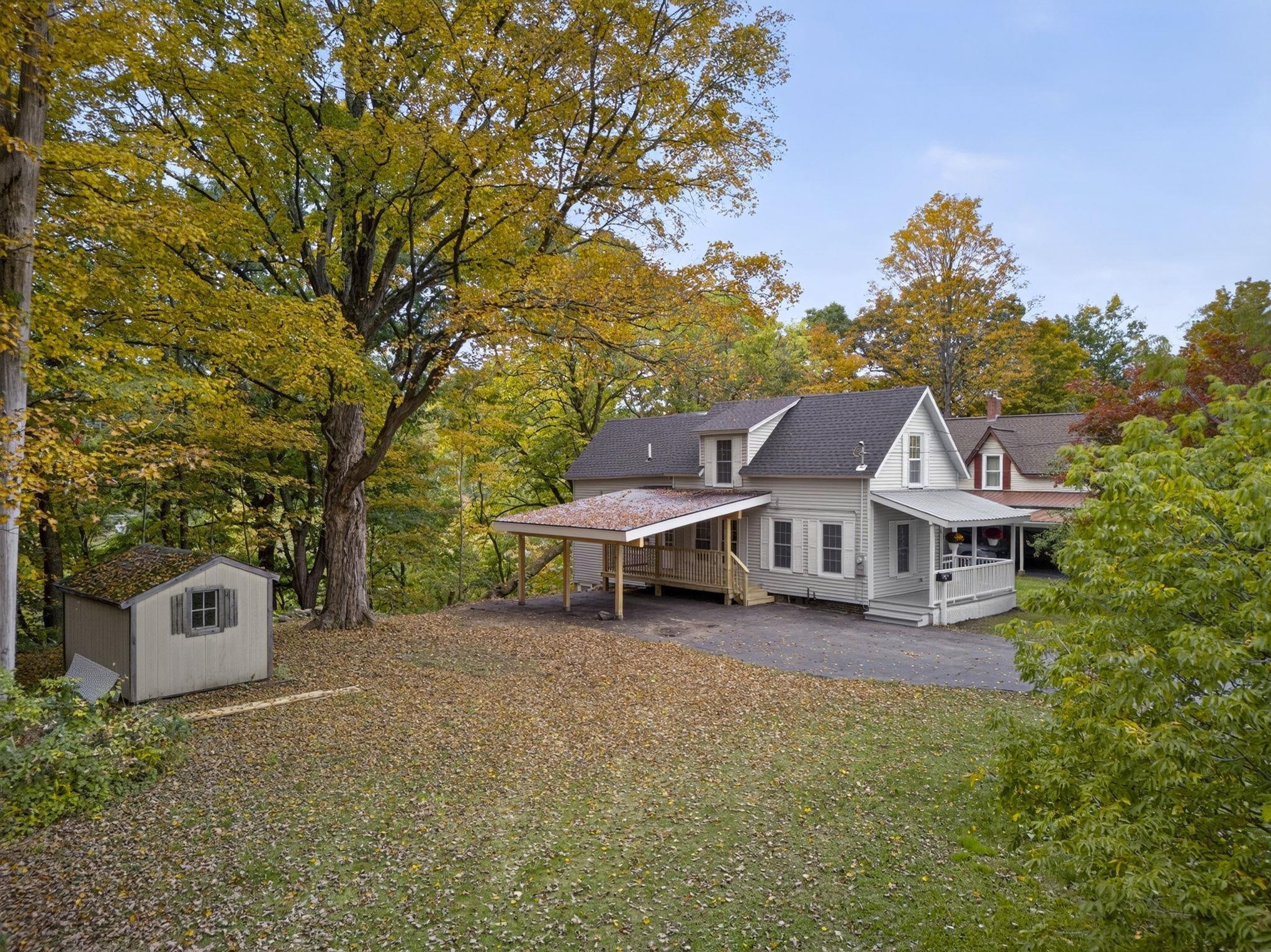 Lafayette St, Claremont, NH 03743