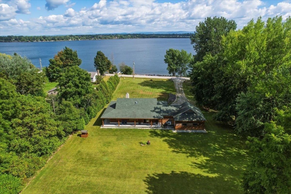 E Shore Rd, Isle La Motte, VT 05463