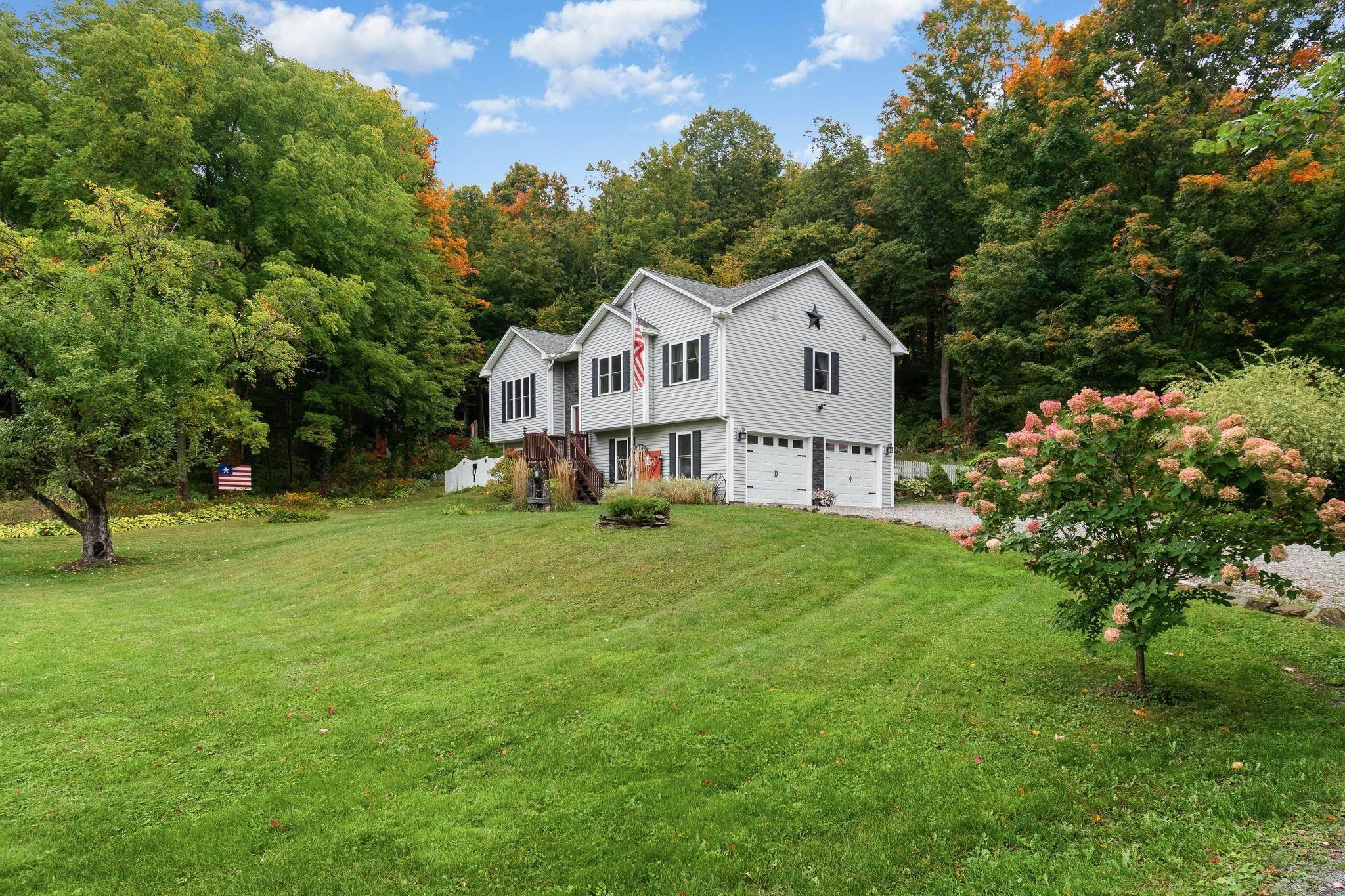 St Albans Rd, Swanton, VT 05488