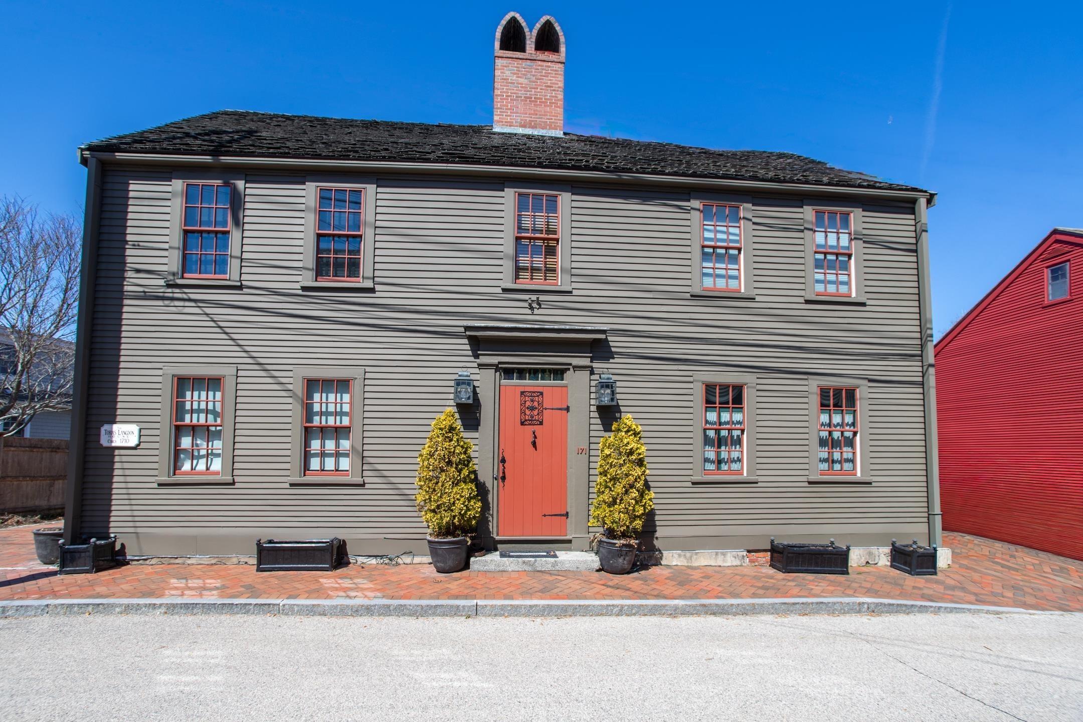 Gates St, Portsmouth, NH 03801