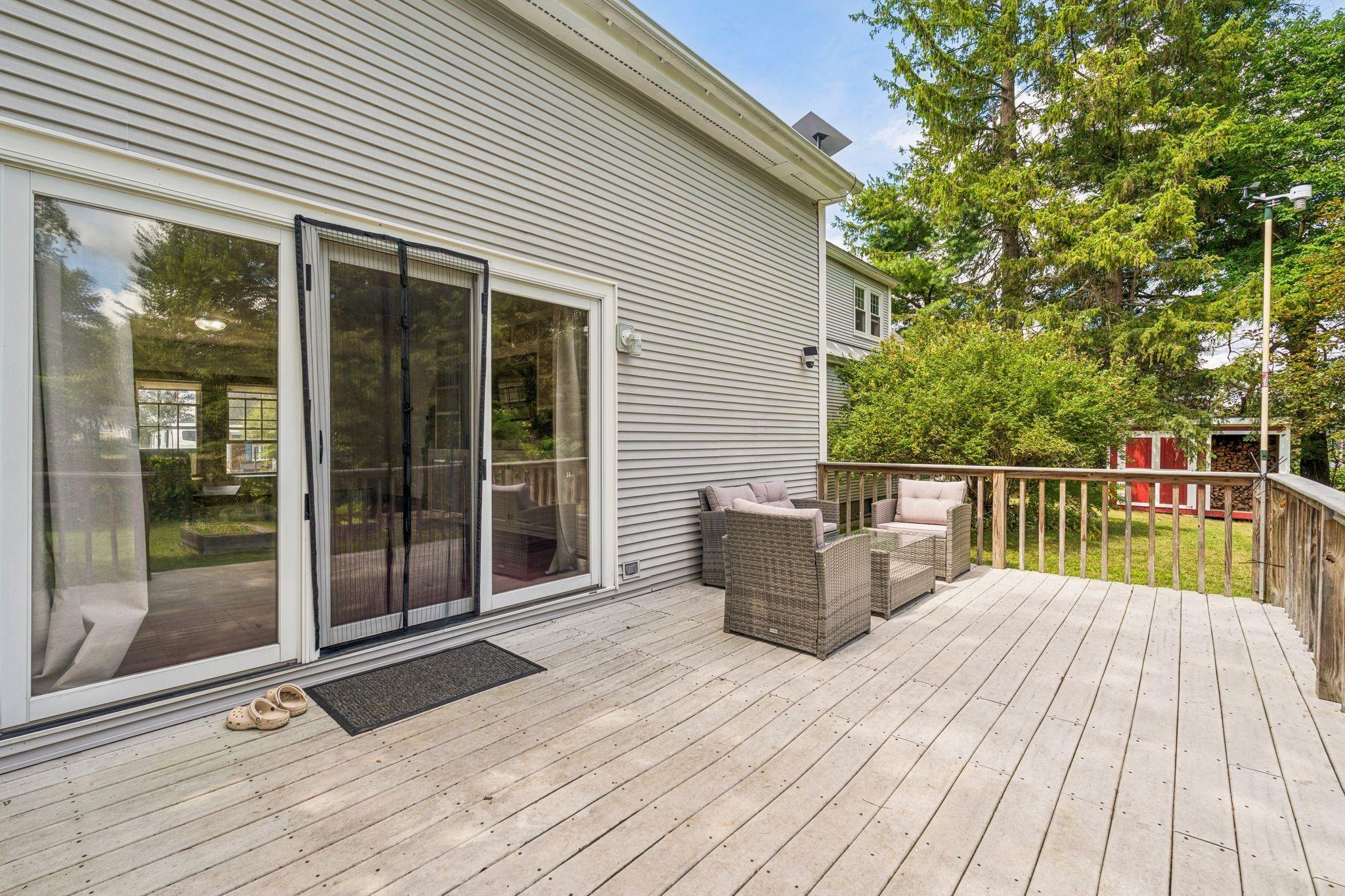 Ridge Ave, Claremont, NH 03743