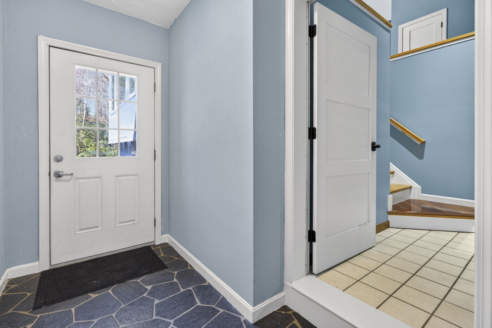 Birkdale Rd, Bedford, NH 03110