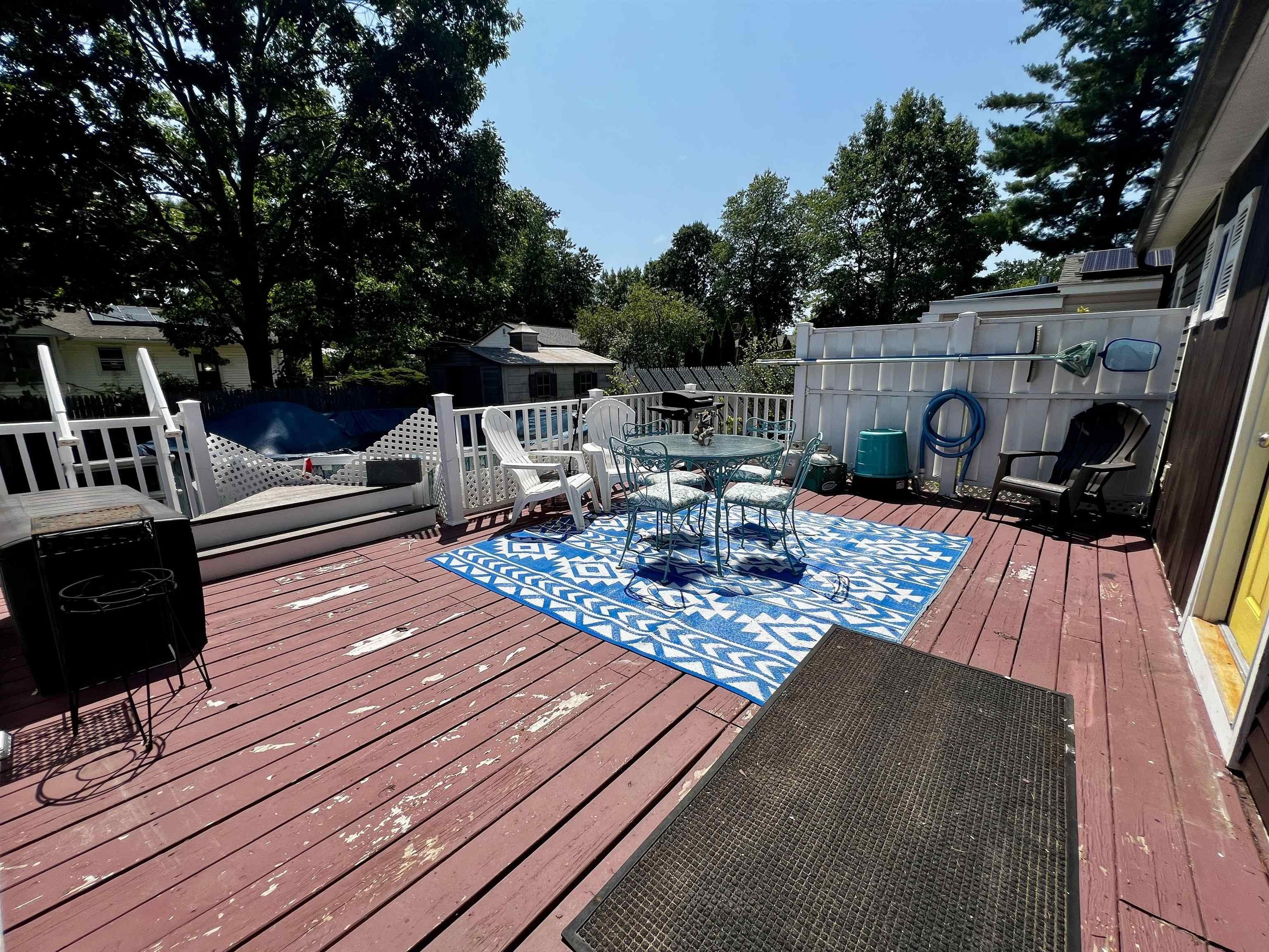 Russell St, Rochester, NH 03867