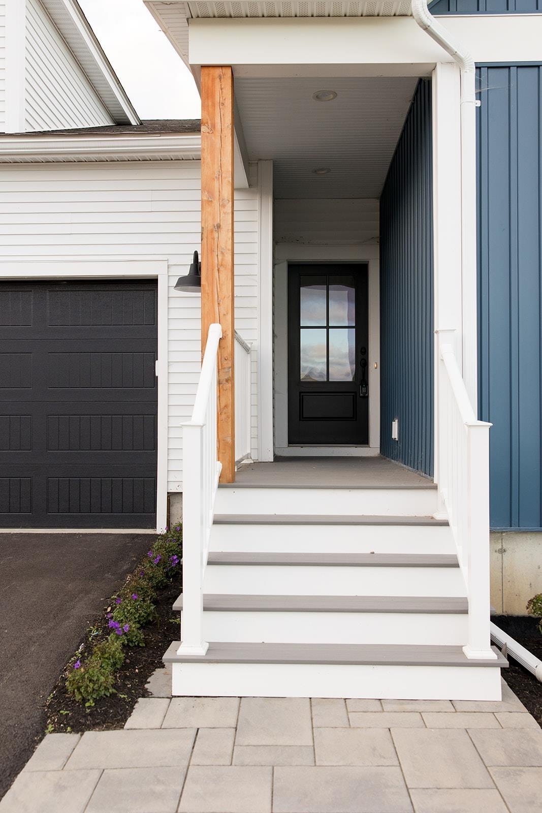 Russet Rd, South Burlington, VT 05403