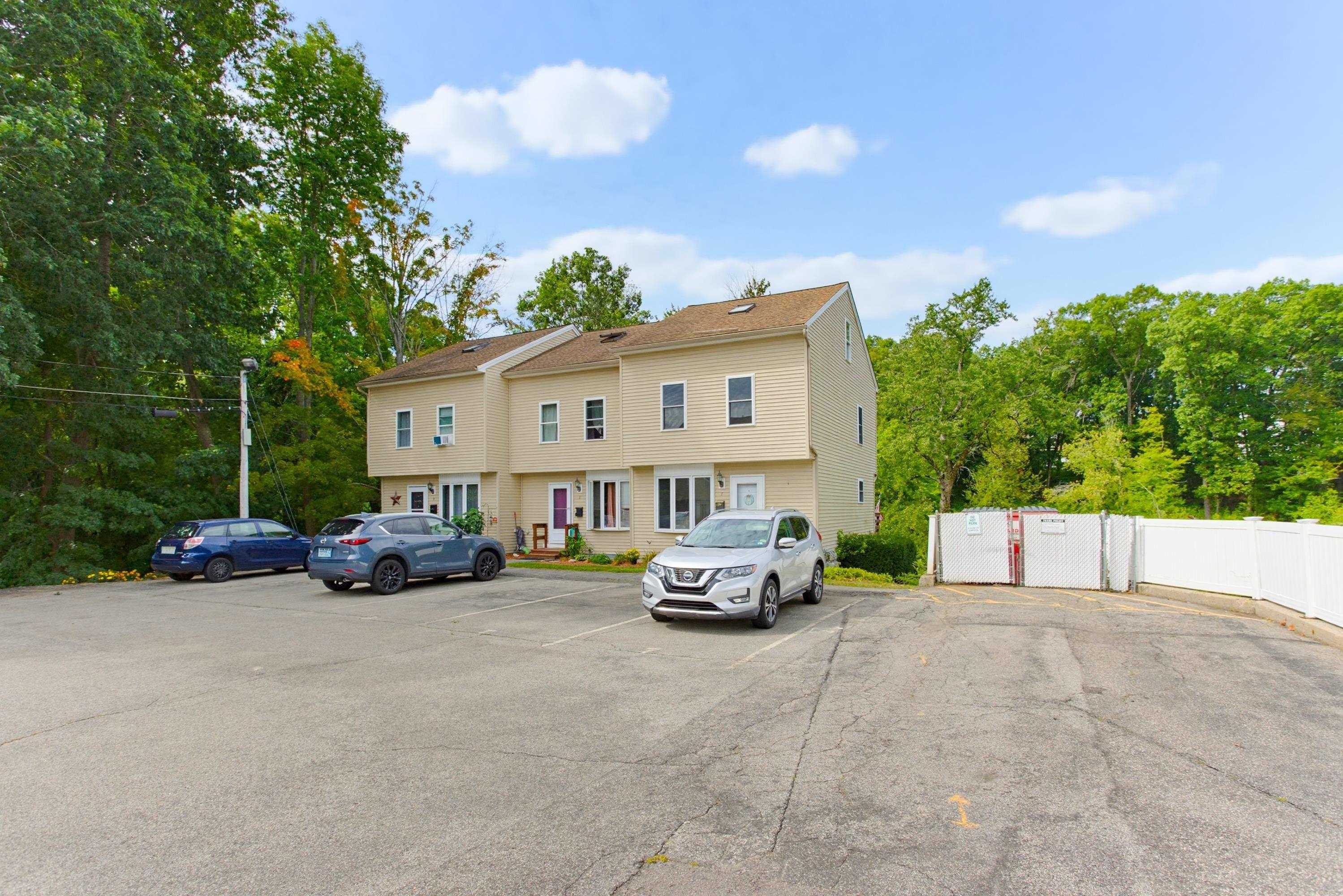 Harbor Ave, Nashua, NH 03060
