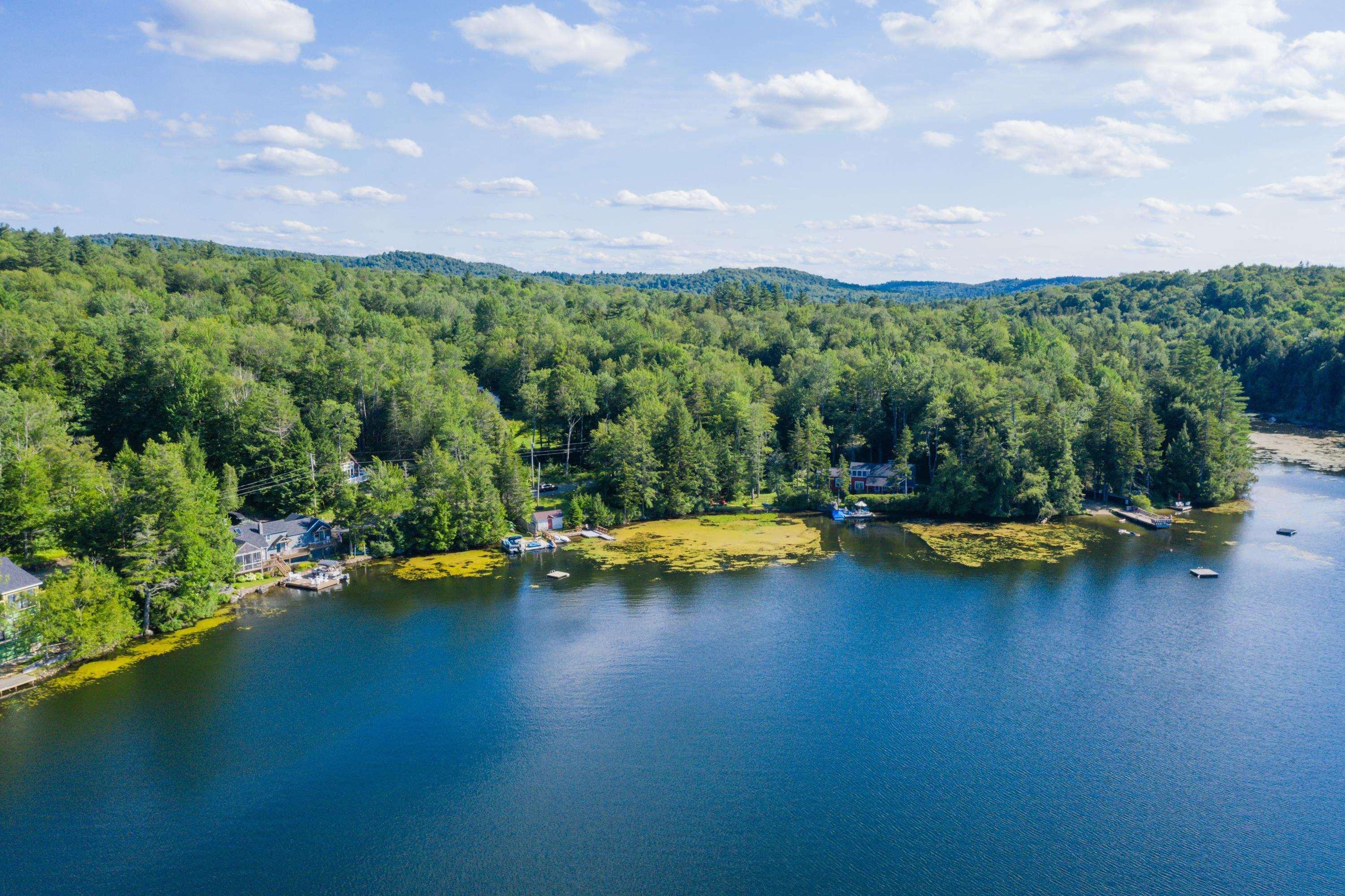 Lake Raponda Rd, Wilmington, VT 05363