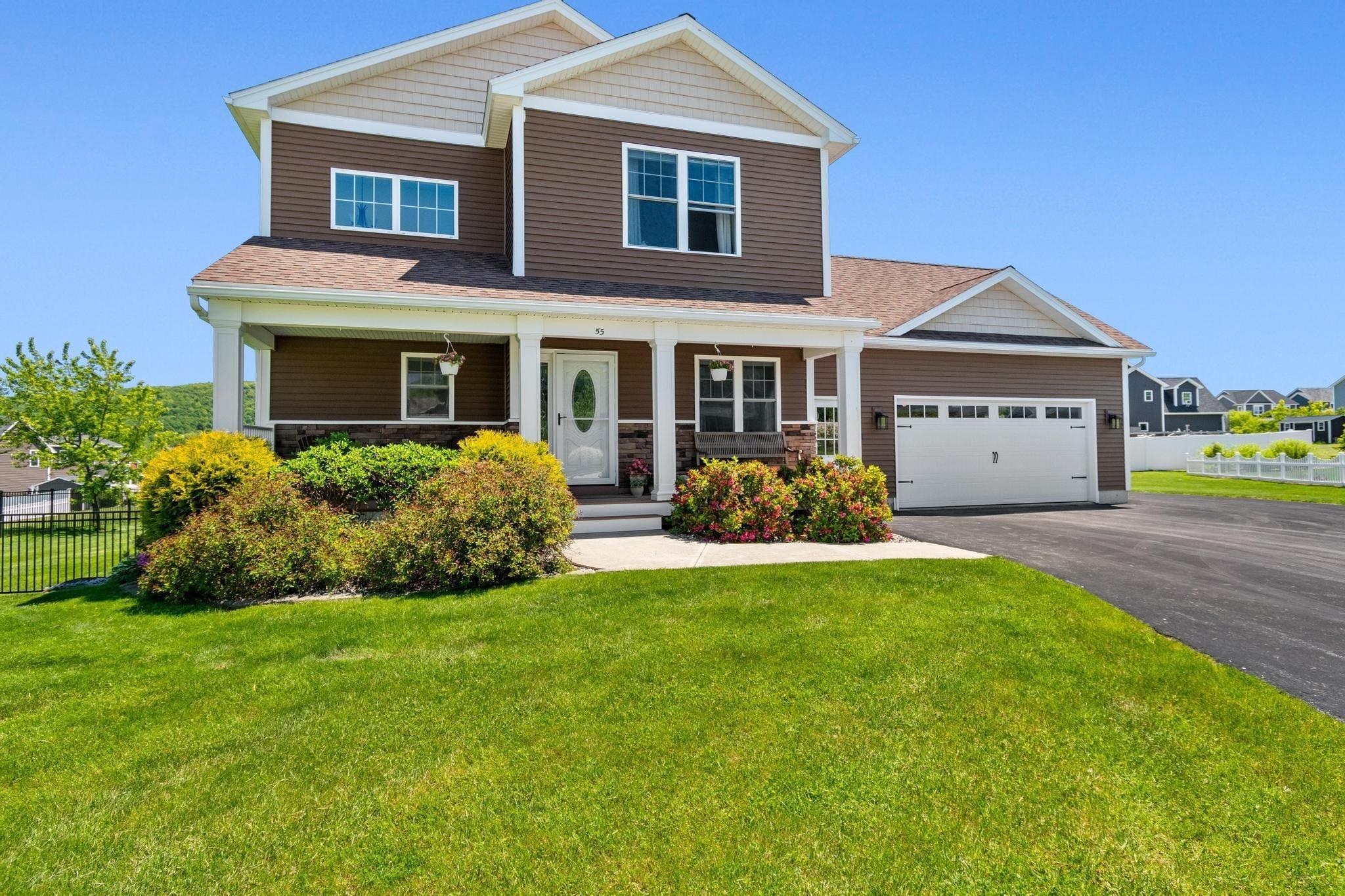 Over Lake Ct, Saint Albans, VT 05478