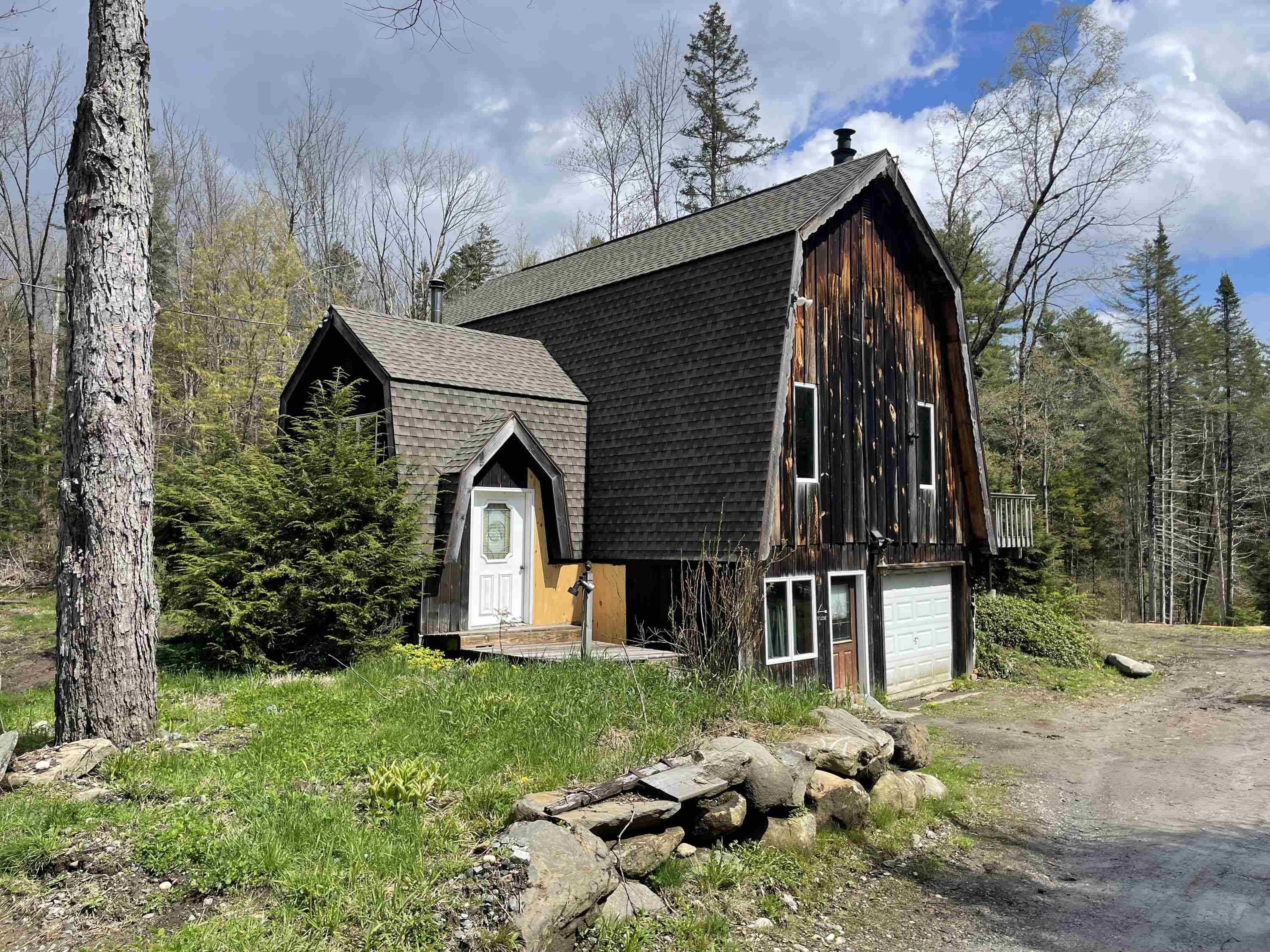 Forrest Ln, Newfane, VT 05345