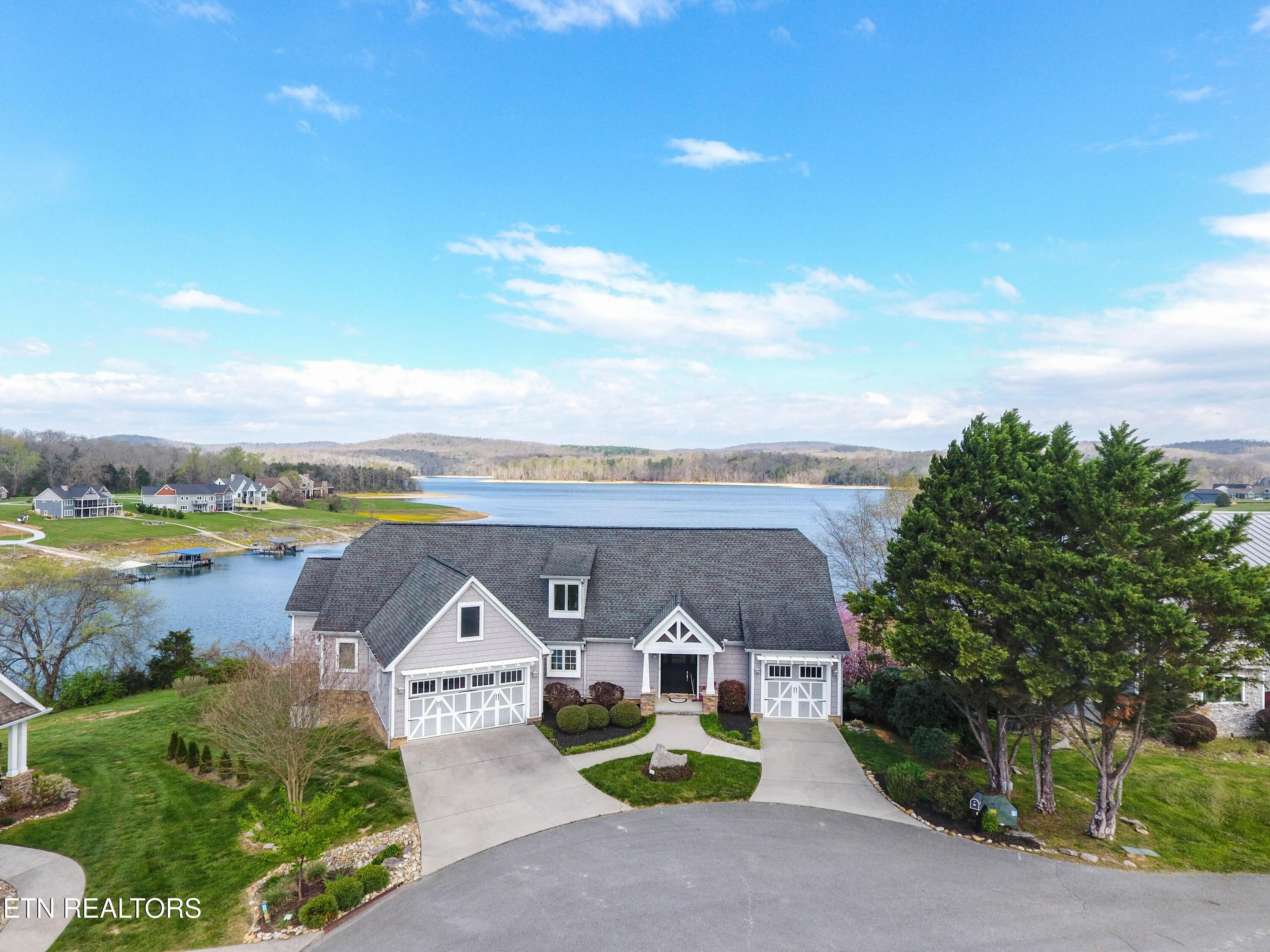 Brittney Ln, Sharps Chapel, TN 37866