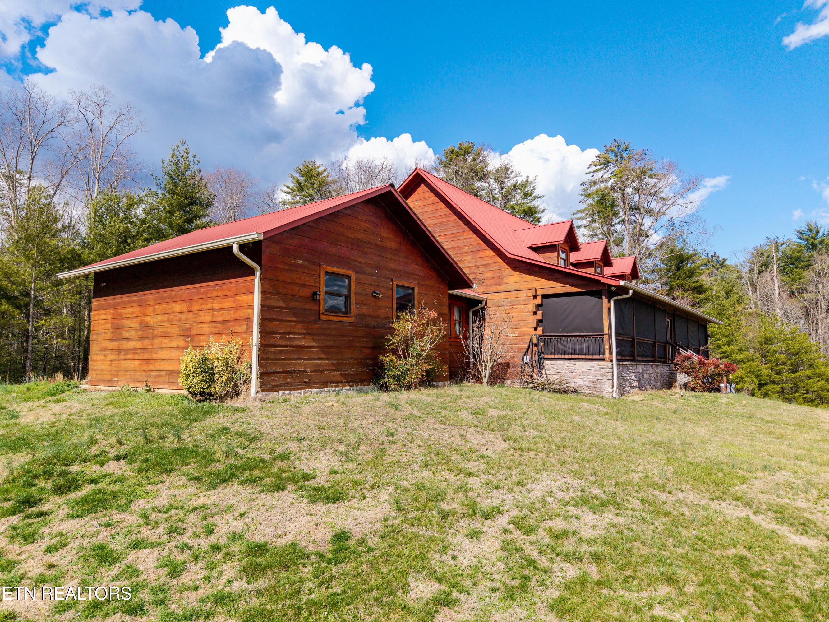 Mcjunkin Rd, Tellico Plains, TN 37385