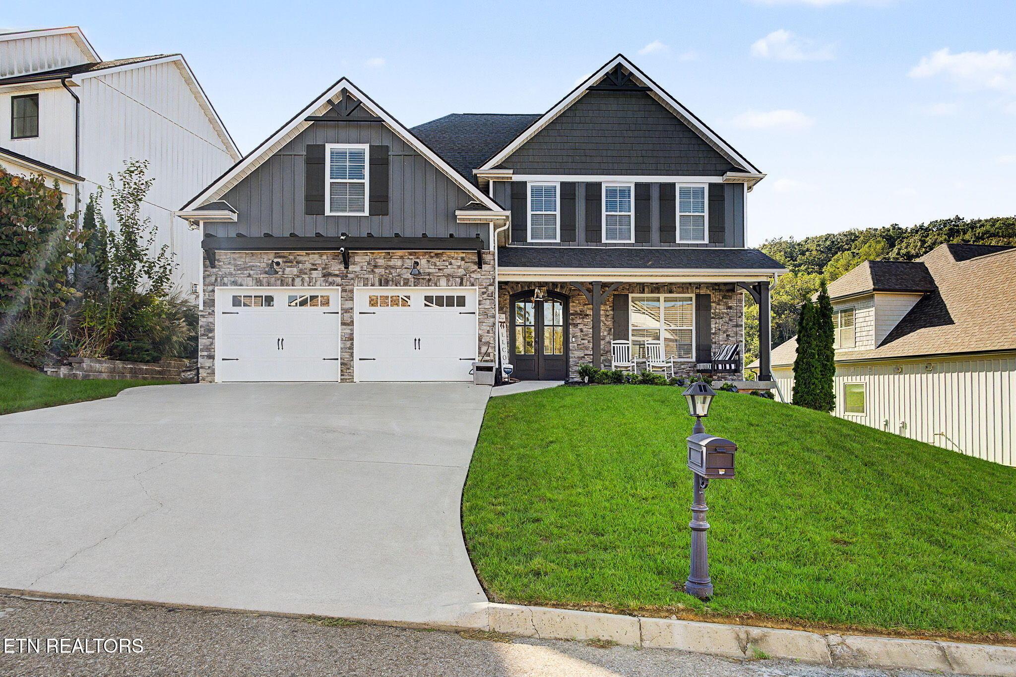 Highlands Ridge Ln, Knoxville, TN 37932