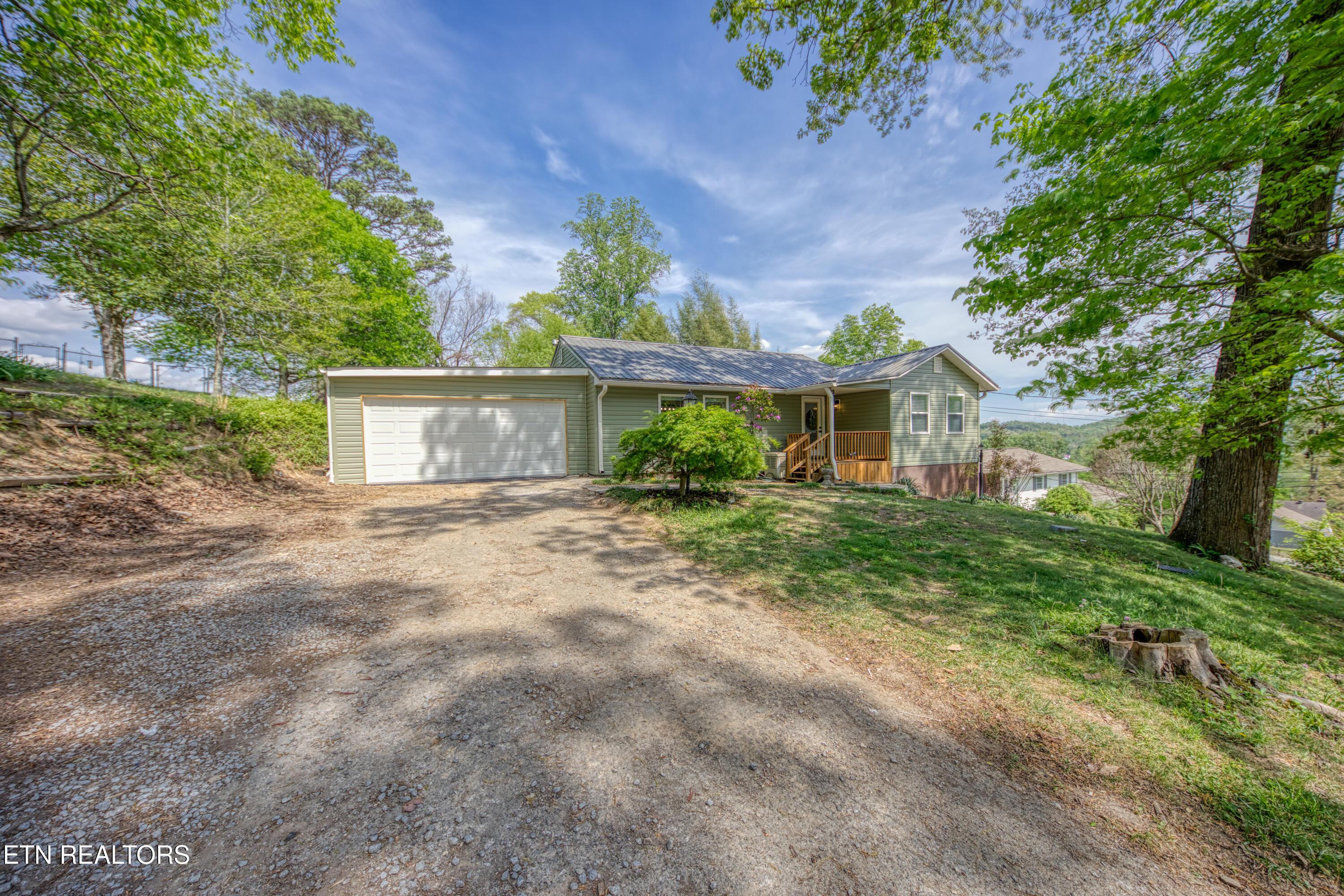 Fersner Rd, Powell, TN 37849