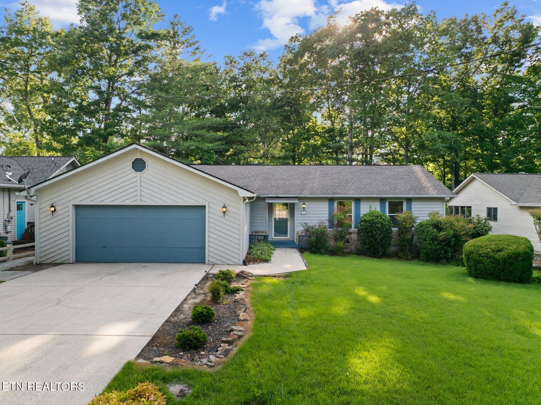 Trafalgar Ln, Crossville, TN 38558