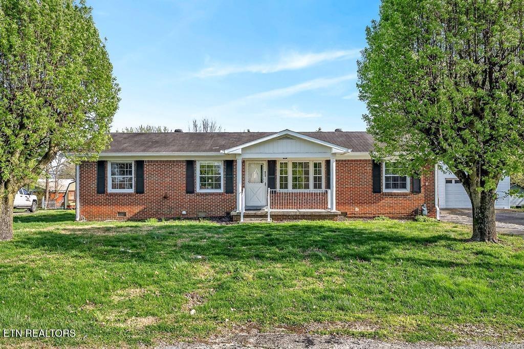 Driver St, Smithville, TN 37166