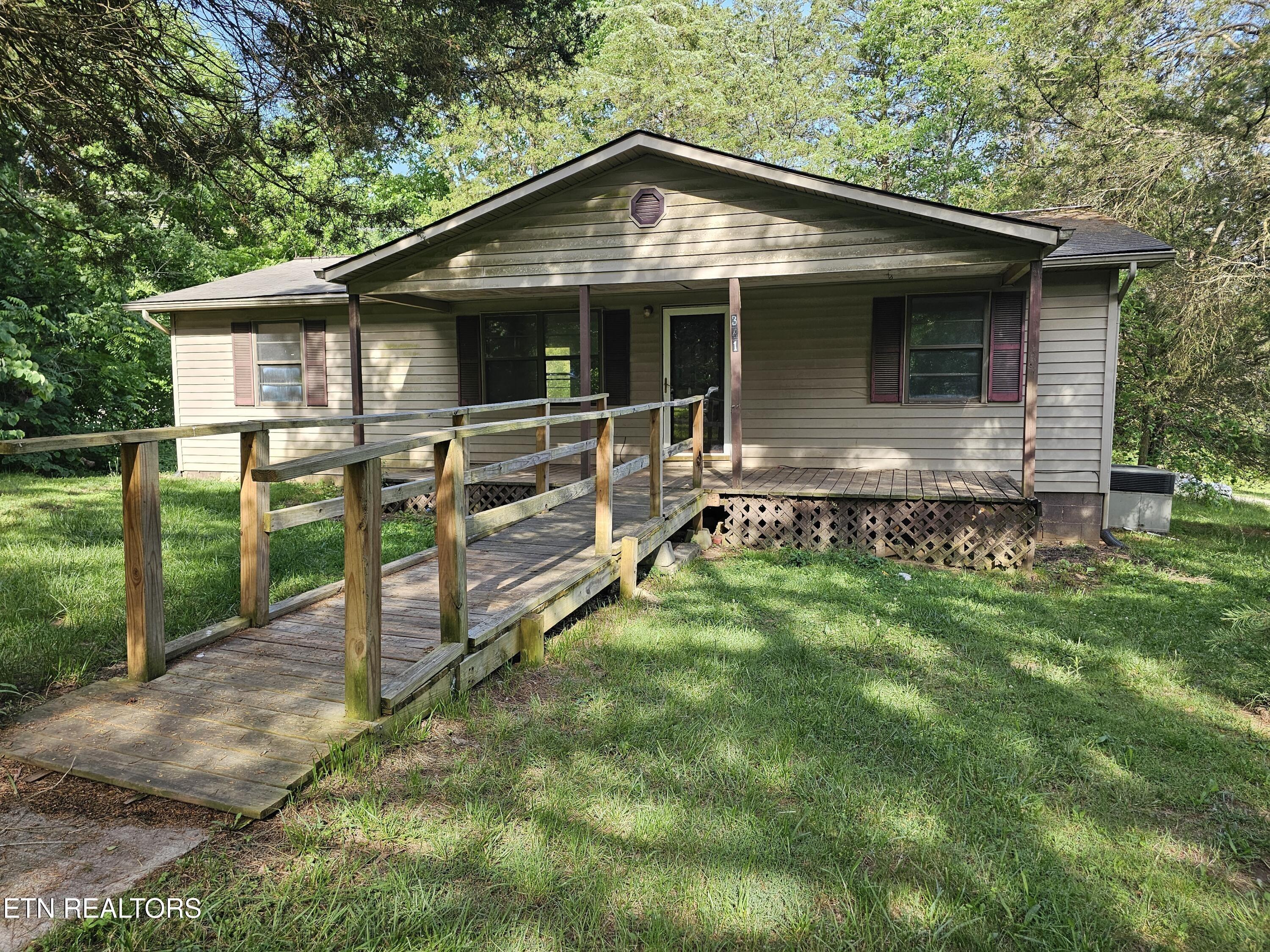 Warwick Ln, Maynardville, TN 37807