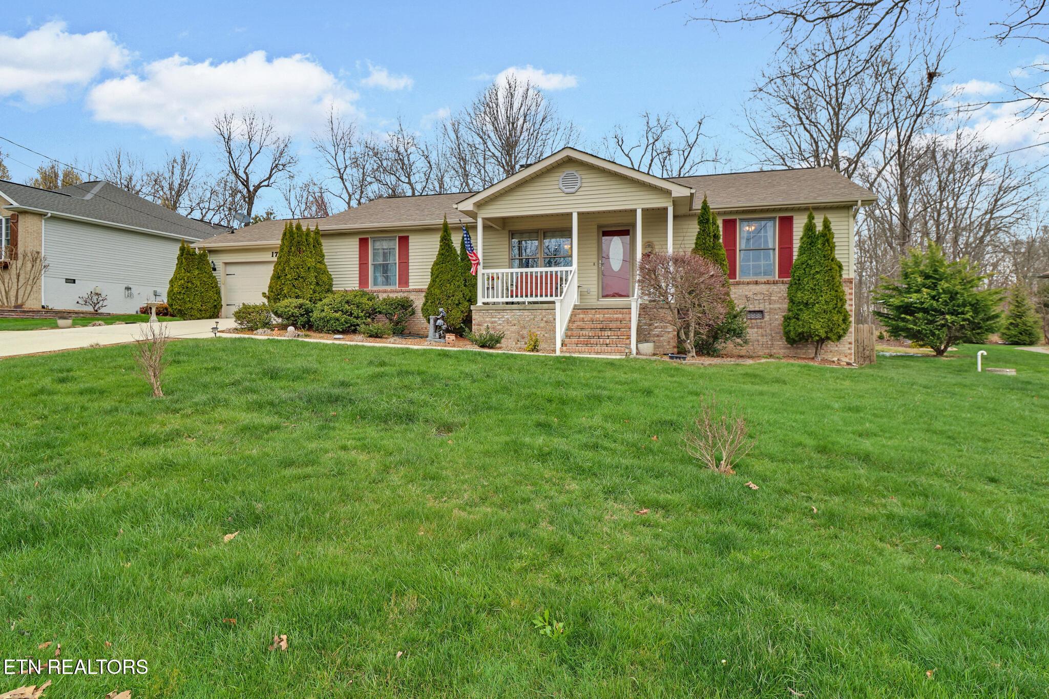Berkshire Loop, Crossville, TN 38558