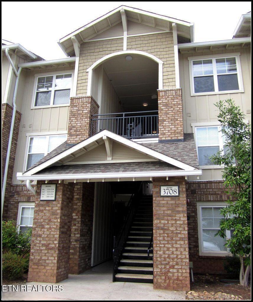 Spruce Ridge Way, Knoxville, TN 37920