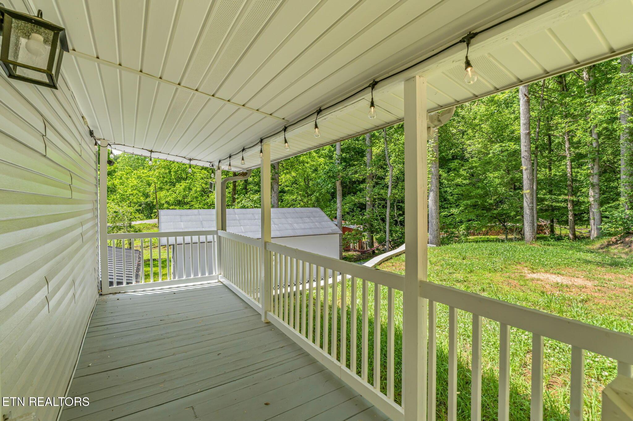 County Road 82, Athens, TN 37303