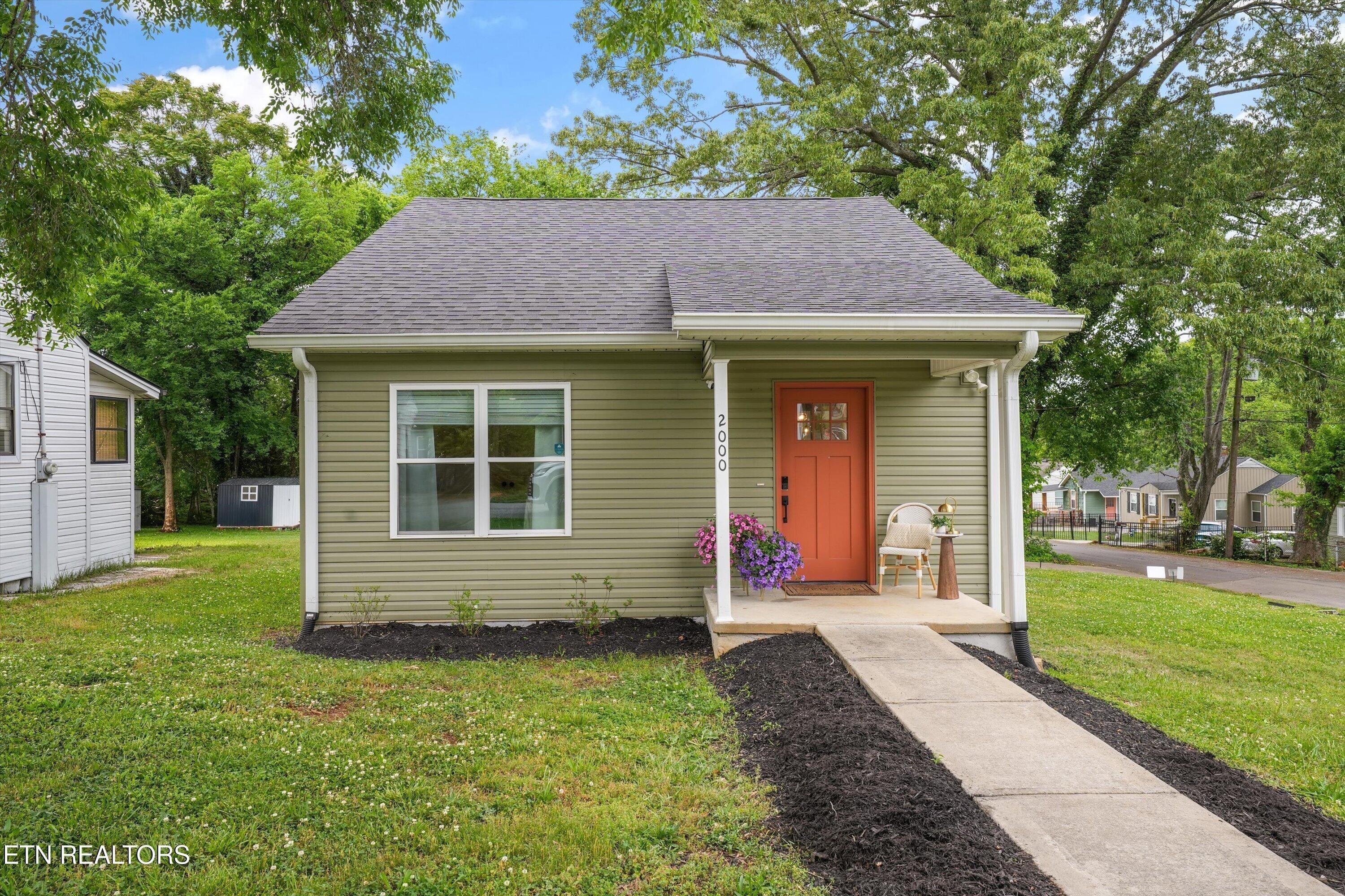 Seminole Ave, Knoxville, TN 37915