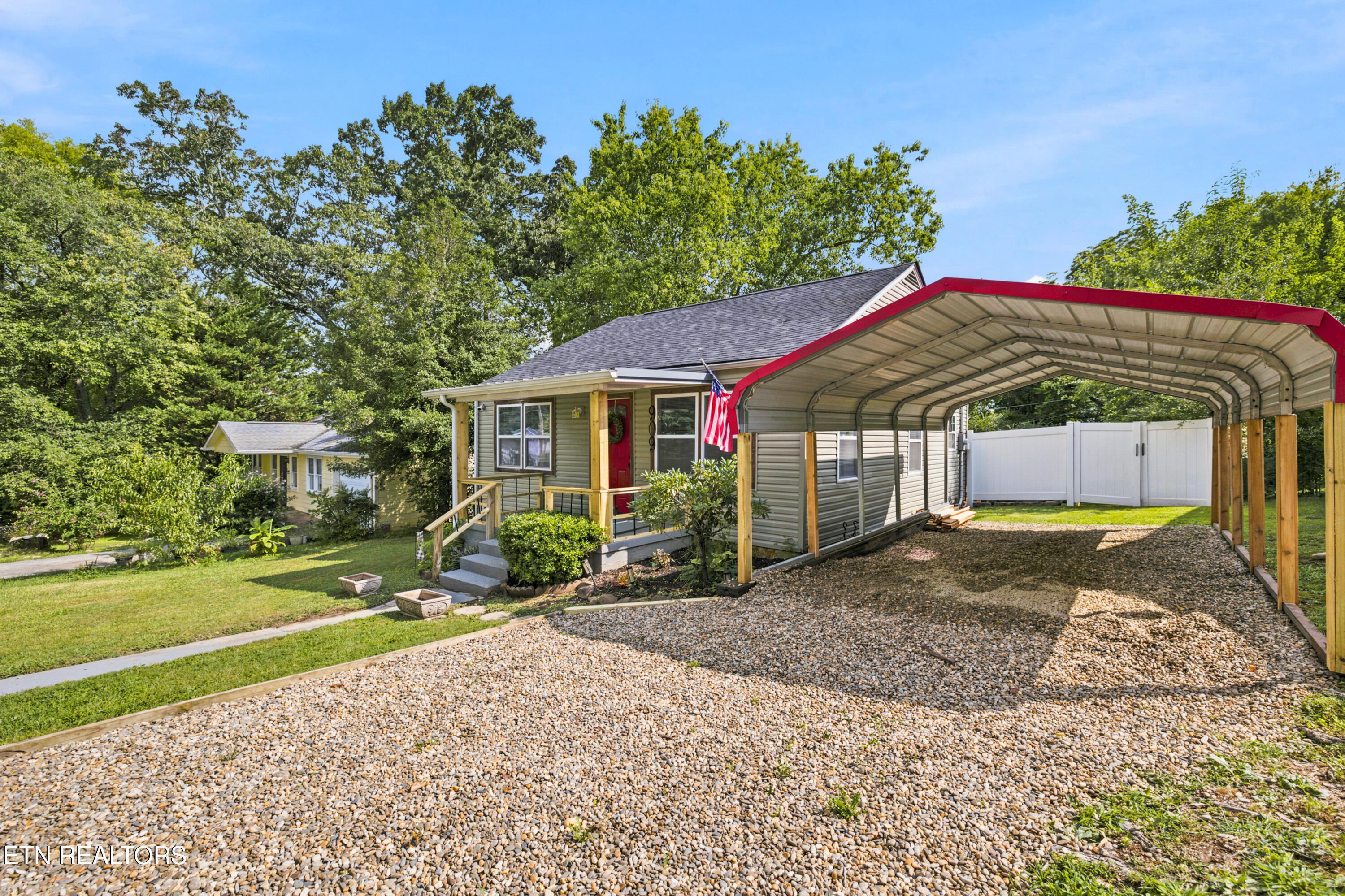 N C St, Lenoir City, TN 37771
