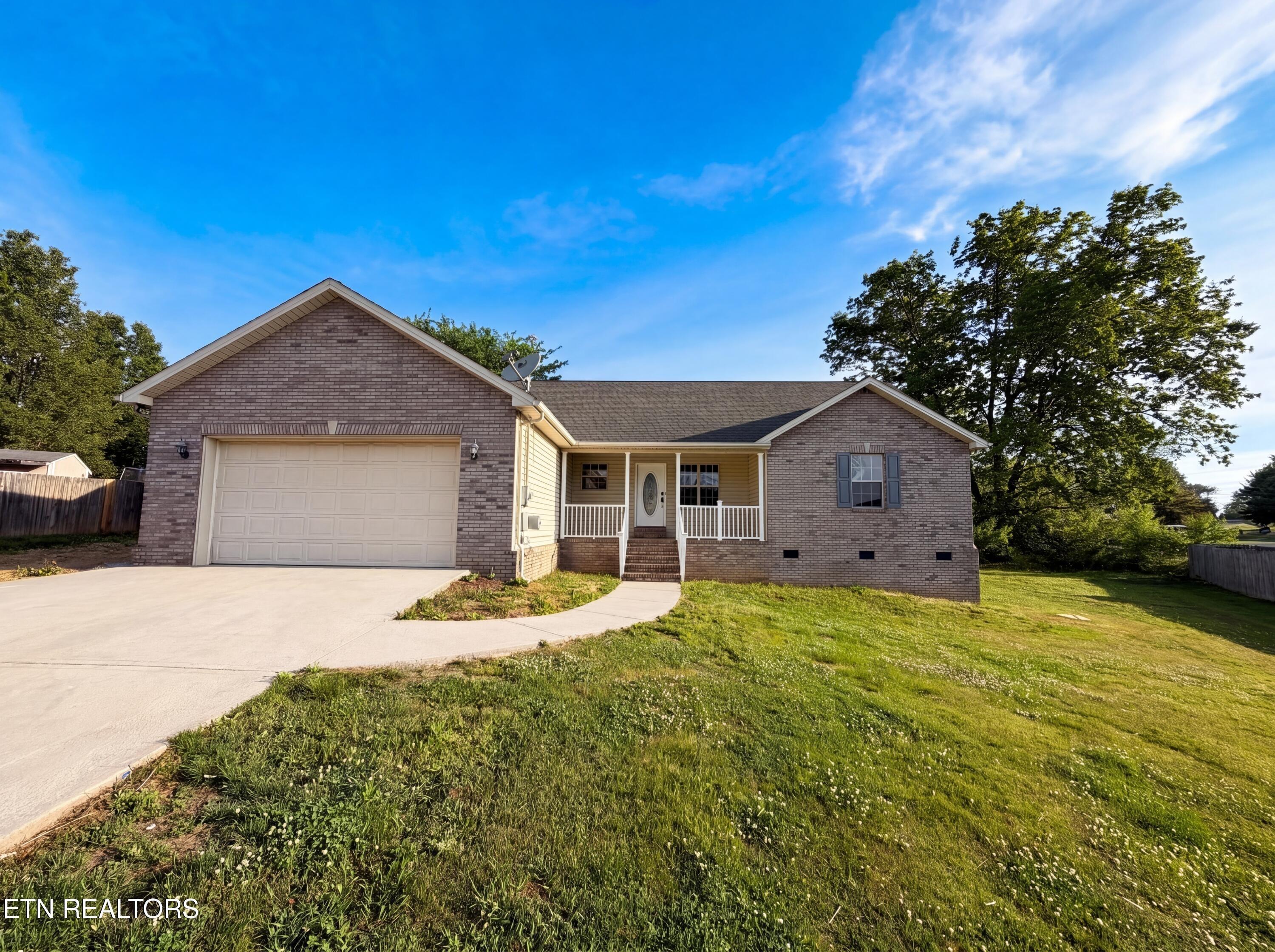 Walnut Ln, Corryton, TN 37721
