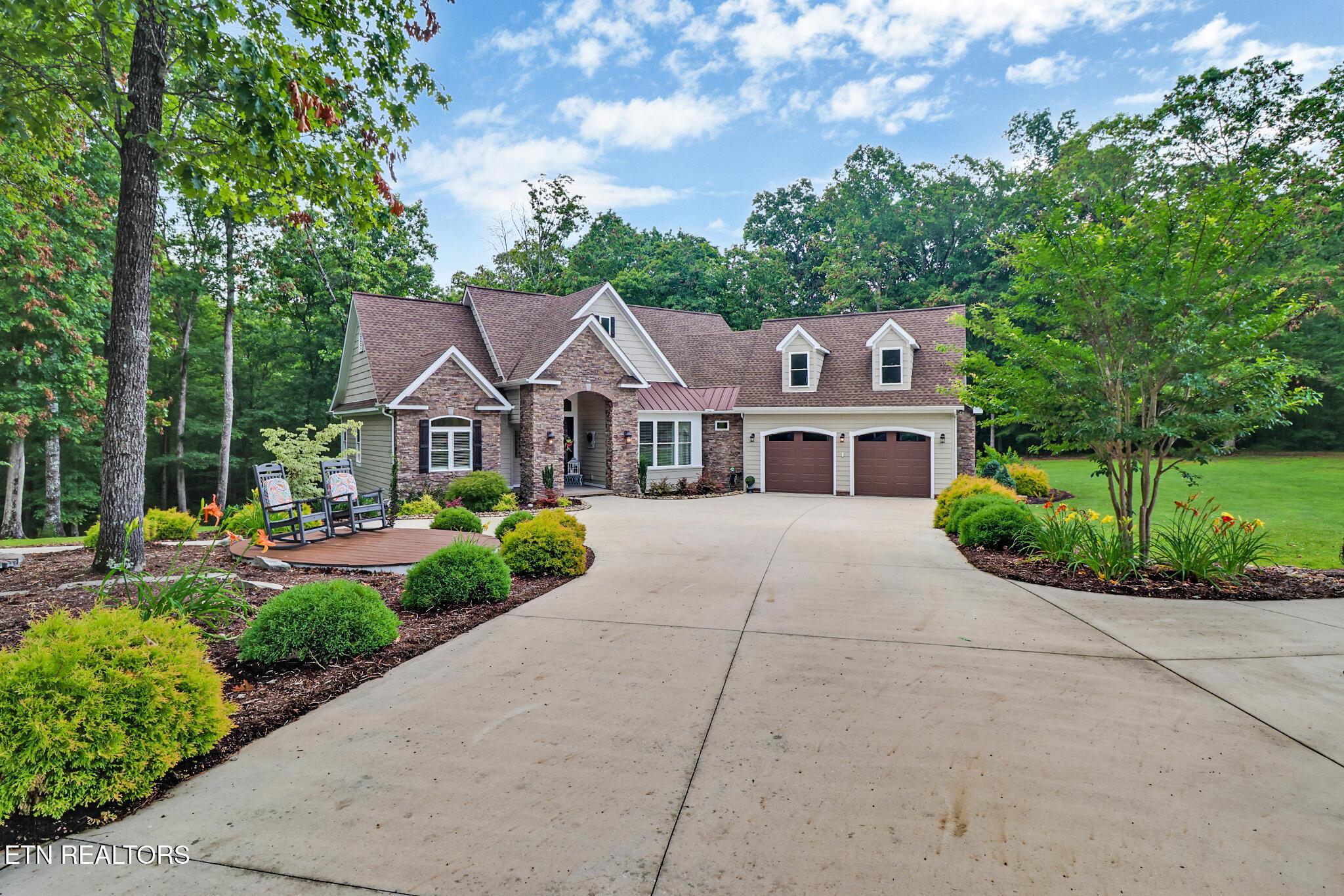 Falling Leaf Rd, Jamestown, TN 38556